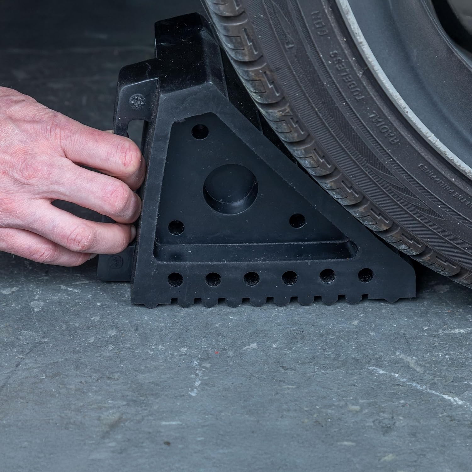 A20014 Arcan Solid Rubber Wheel Chocks