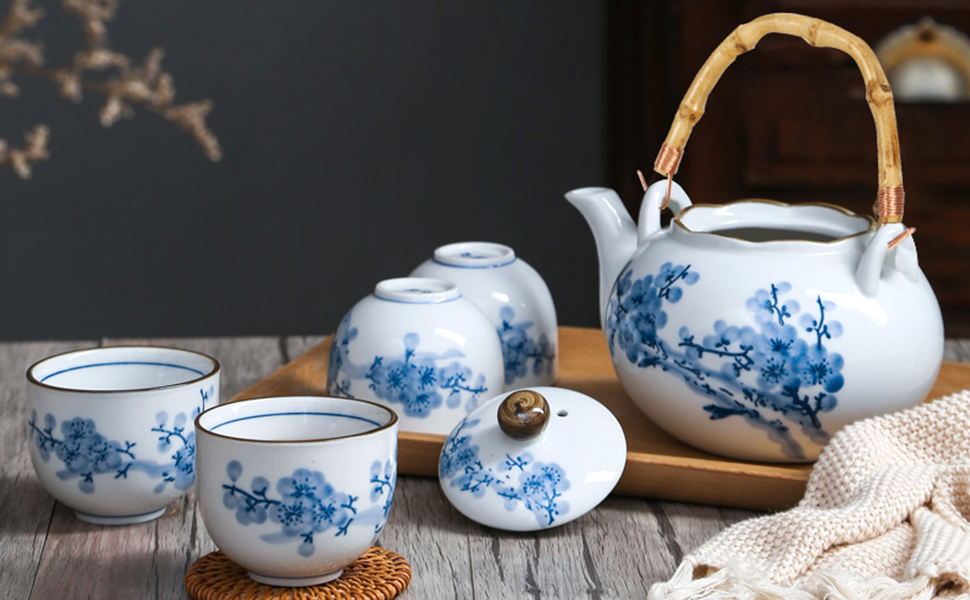 食器  tea set Amazon.com | Japanese Tea Set Porcelain Tea Set with Teapot and