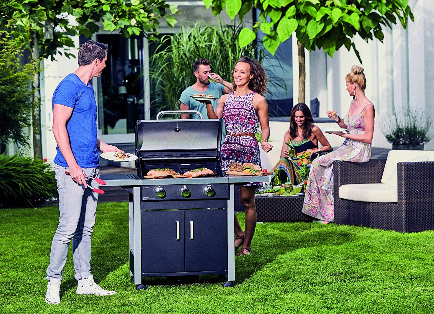 Enders Chicago 3 Barbacoa de gas, BBQ gas con 3 fuegos y parrilla de acero, Tapa de acero inoxidable con termómetro, mesas laterales plegables, para exterior, jardín, balcón, 30 mbar #8937633