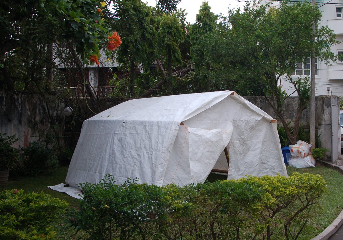 Shigeru Ban: Humanitarian Architecture