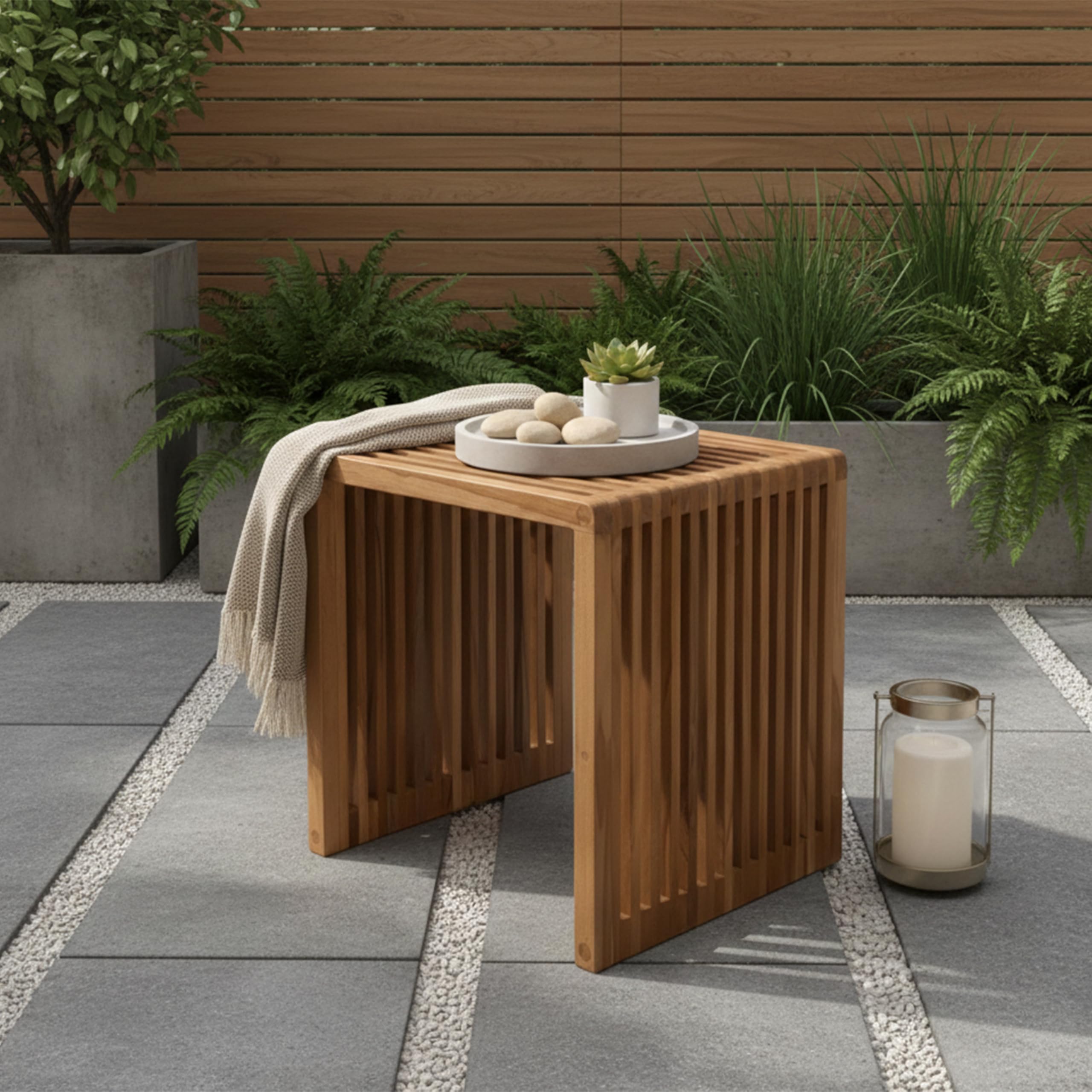 AXI Liane Table D'Appoint en Bois De Teck - Brun | Petit Meuble pour Jardin, Balcon,Terrasse | 40,5 X 40,5 X 46 Cm