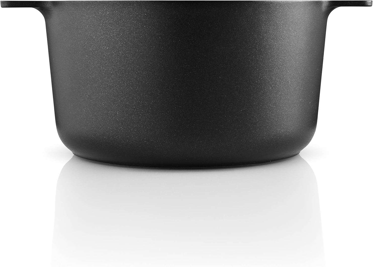 EVA SOLO | Nordic Kitchen Pot 3.1qt | Lightweight Aluminium, Easy Handling & Low Weight | Suitable for all Heat Sources – Including Induction | Easy to Clean | Danish Design, Functionality & Quality