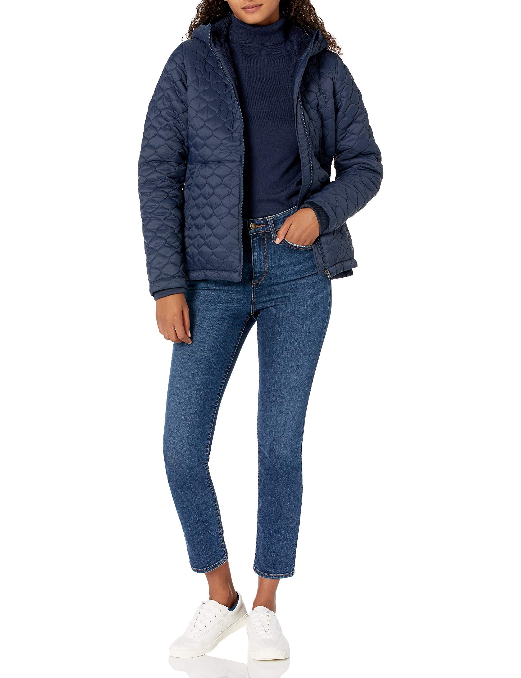 Amazon Essentials Donna Piumino Leggero Trapuntato con Cappuccio Foderato in Sherpa Impermeabile con Cerniera Integrale
