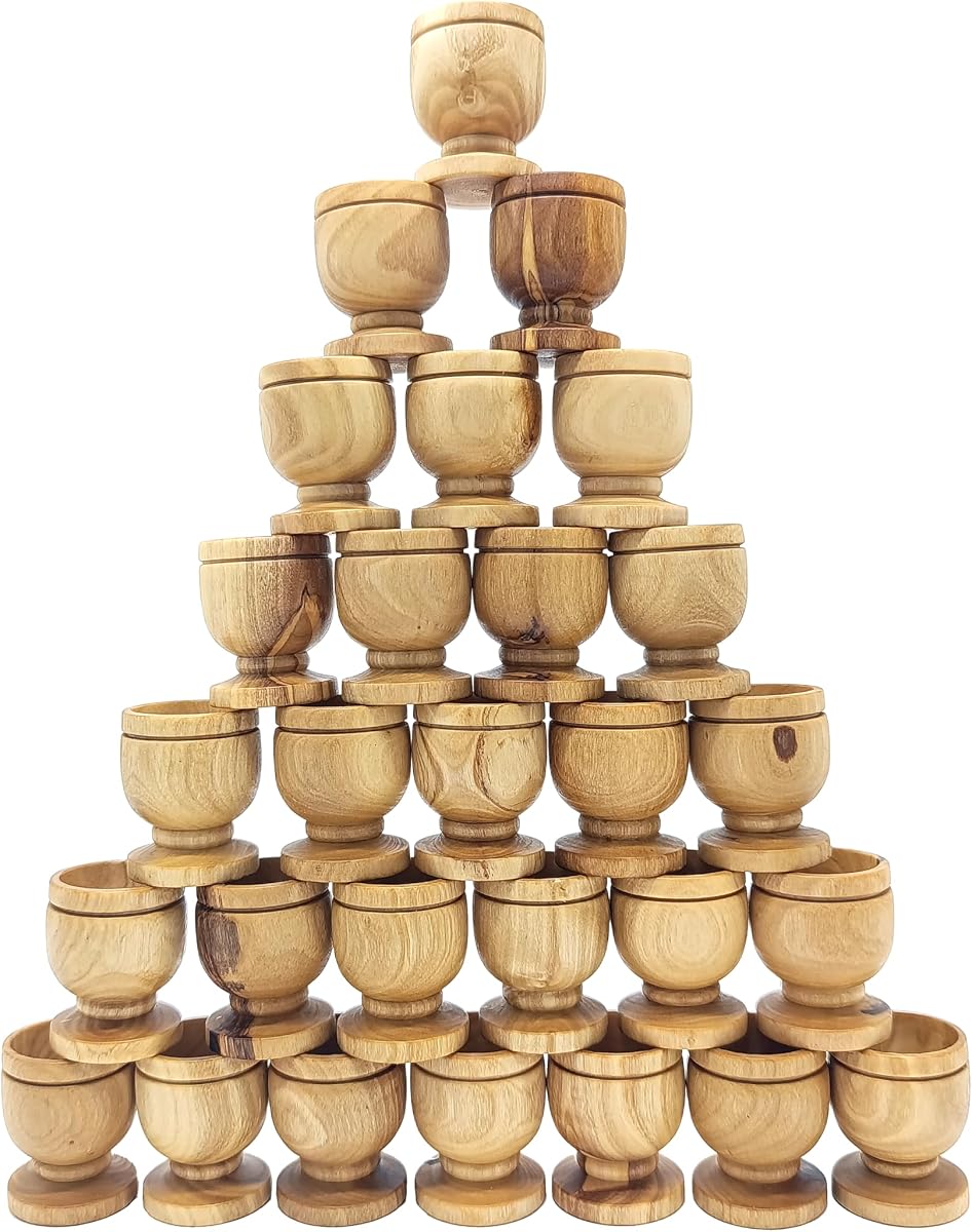 Zuluf Mini Vasos de Comunión Muy Pequeños de Madera de Olivo Juego de 30 Copas de Cáliz de Madera para Servicios de Adoración del Vino de la Iglesia Tierra Santa 1,6 Pulgadas