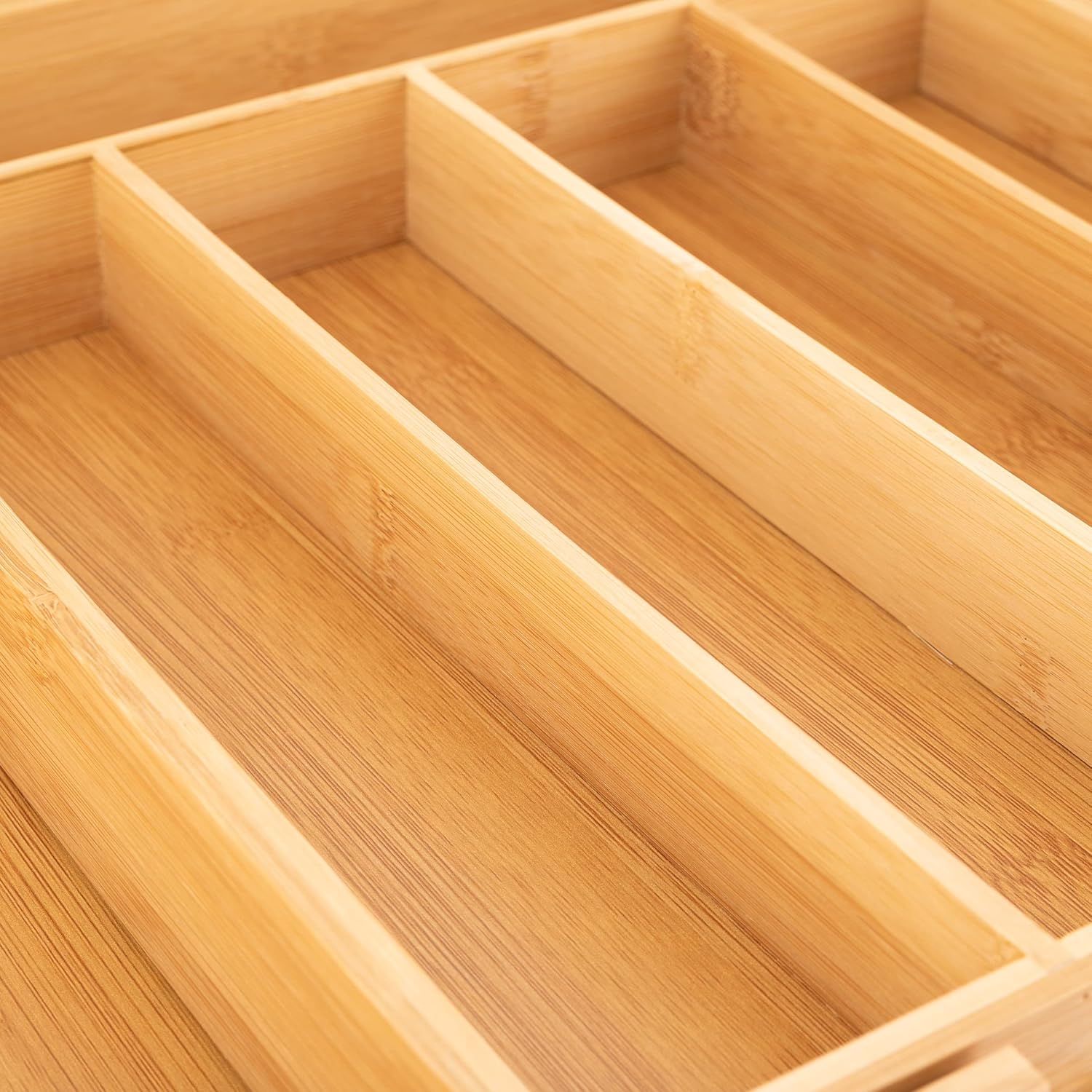 axentia Wood Cutlery Tray - Expandable Bamboo Cutlery Tray Utensil Organiser Flatware Drawer Insert & Divider - 5 to 7 Compartments - Extendable 31 to 48.5cm