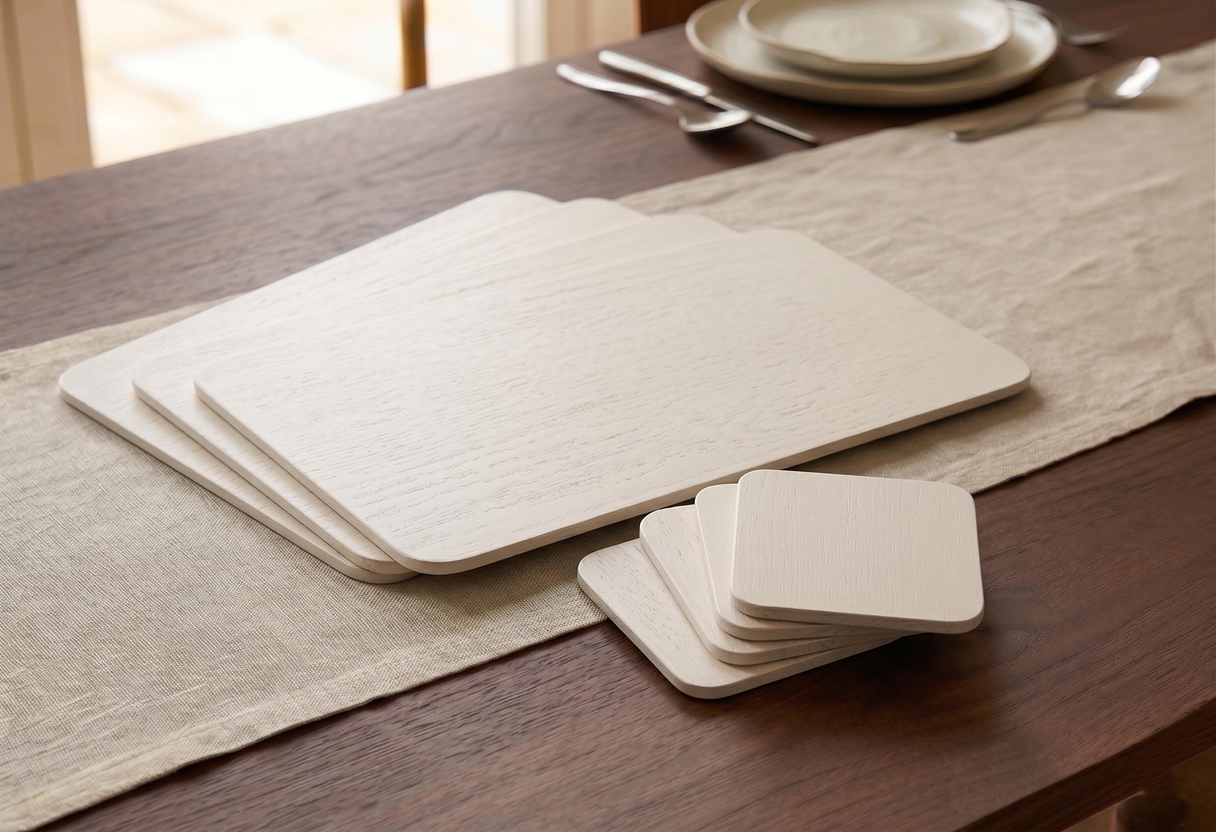Biznest Set Of 4 Placemats & 4 Coasters Wooden Veneer Rectangular Dining Table Linens Setting Mats Home Decor Surface Protector Round Corners Stylish Kitchen Serveware Large 29x21.5Cm (CREAM)