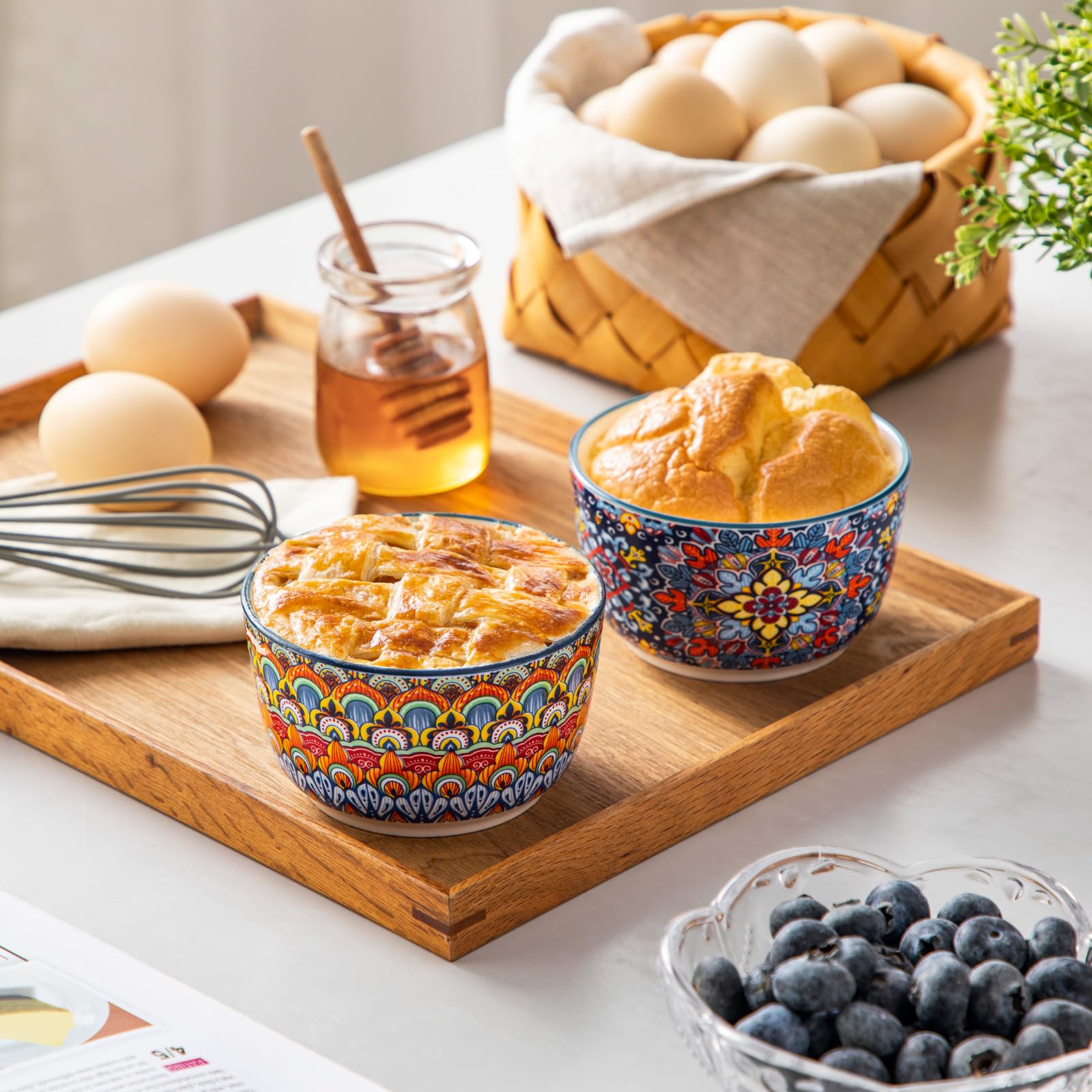 vancasso Creme Brulee Schälchen 240ml, SIMI Souffle Förmchen Backofenfest, Ofenfeste Förmchen 6er Set, Creme Brulee Schalen, Keramik Ramekins für Ragout Fin Schalen, Vibrant Bohemian Mini Auflaufform