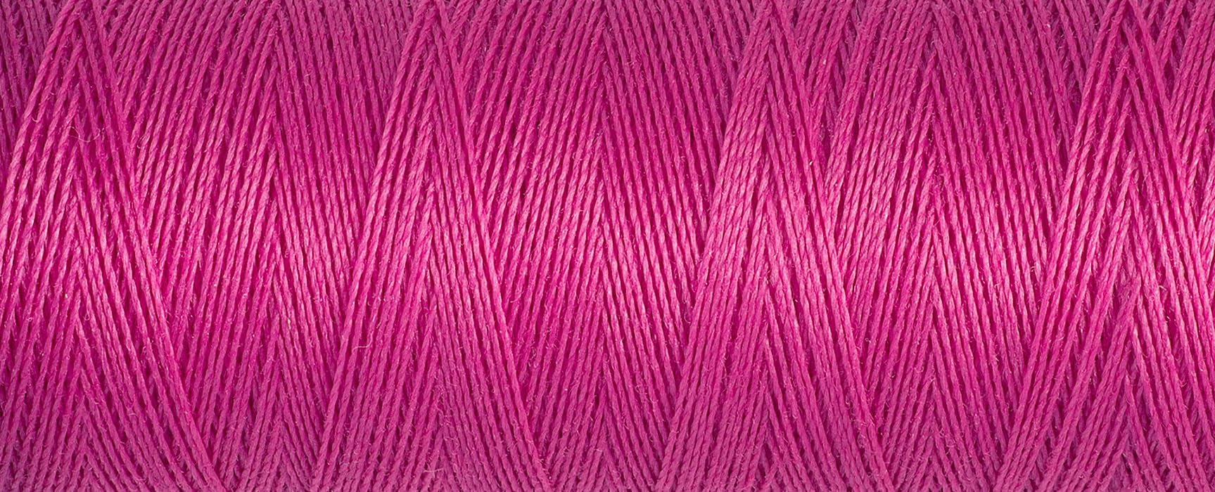 Gutermann Sew All Polyester Thread, Hot Pink 0733, 100 m