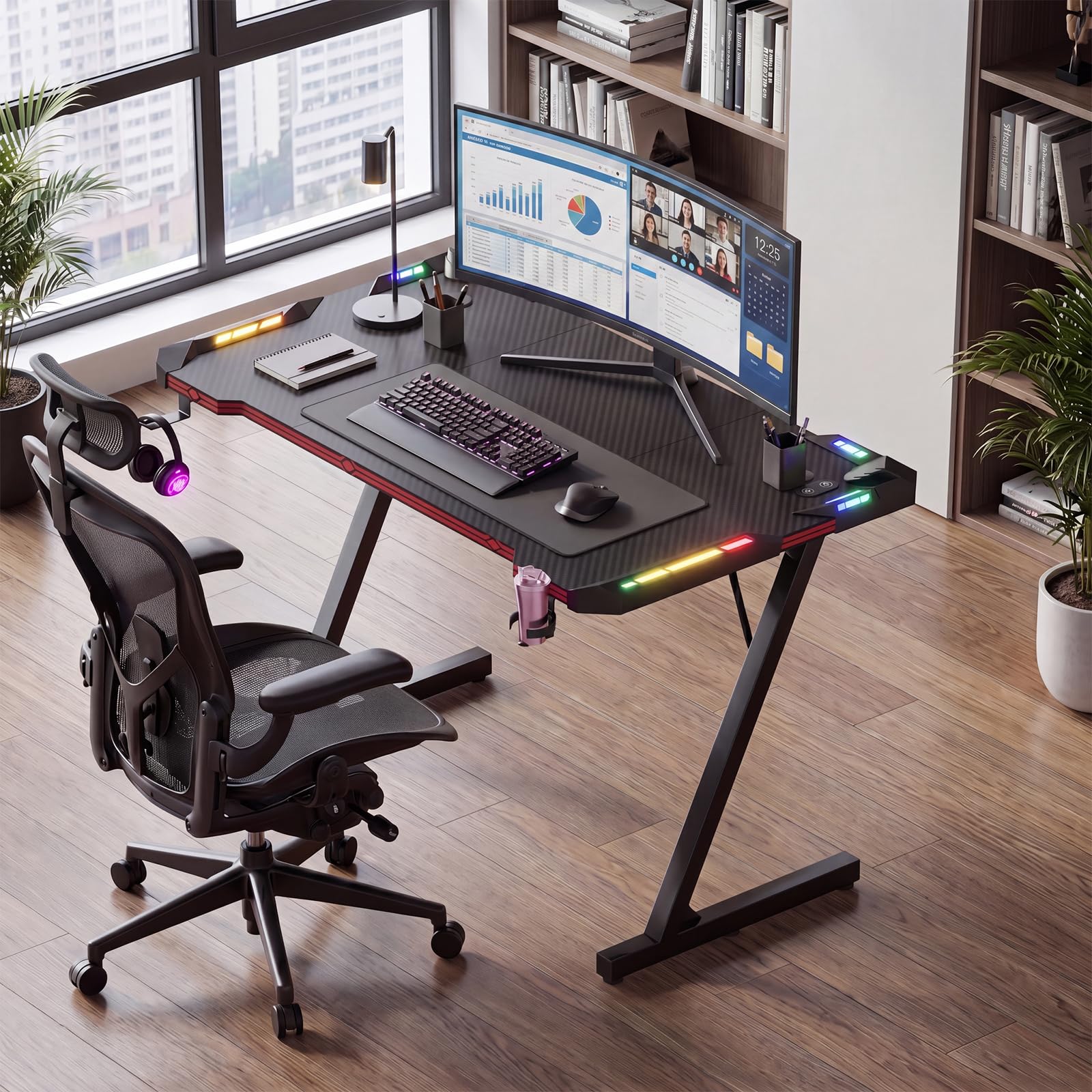 Scrivania Gaming LED 120x60 cm - Tavolo da Gaming con Luci RGB a Controllo Tattile, Piano in Fibra di Carbonio Nero, Ganci per Cuffie, Design Ergonomico, Scrivania PC per Setup Gamer Professionale