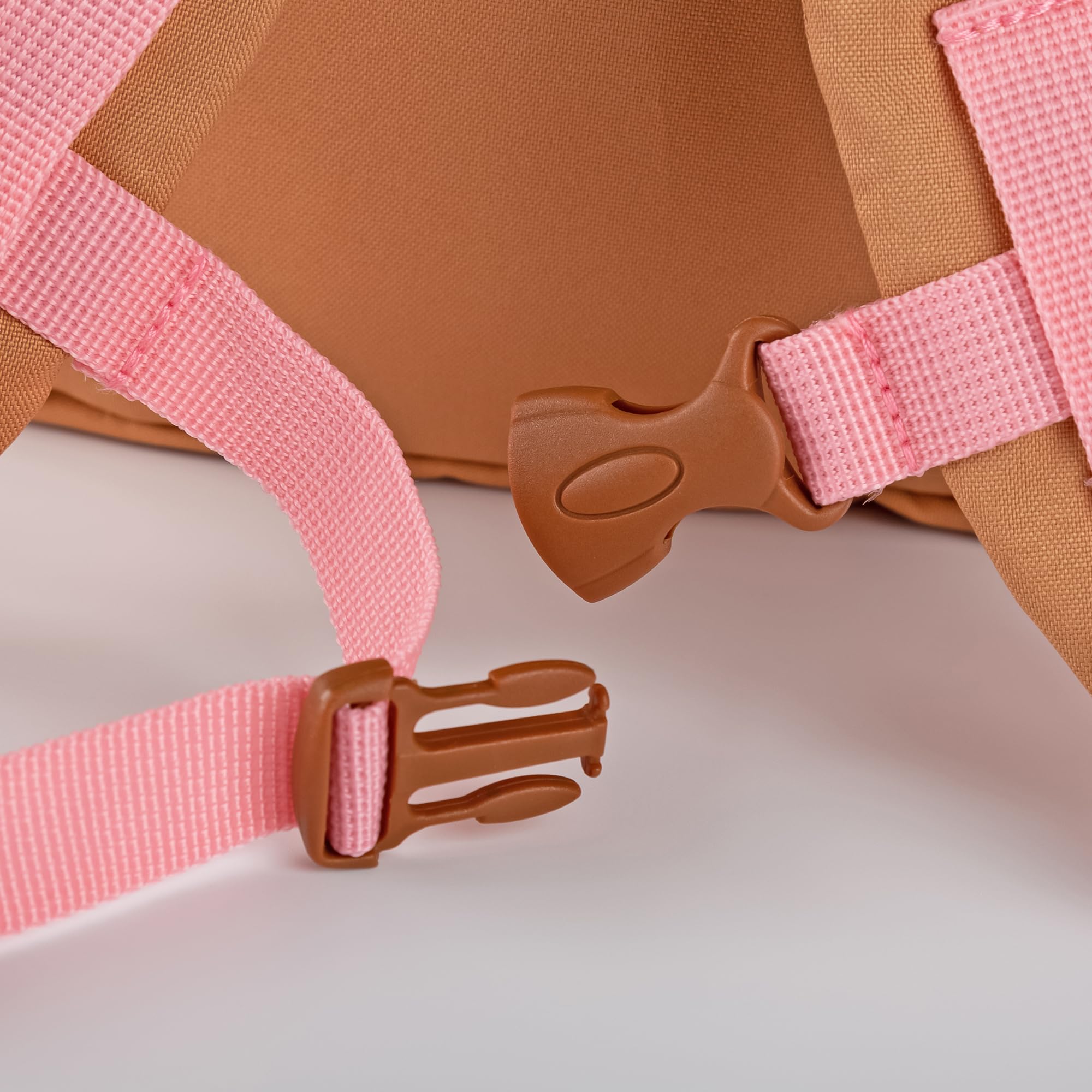 Sigikid Kinderrucksack Kindergartenrucksack mit Brustgurt gepolsterten Gurten Namensschild