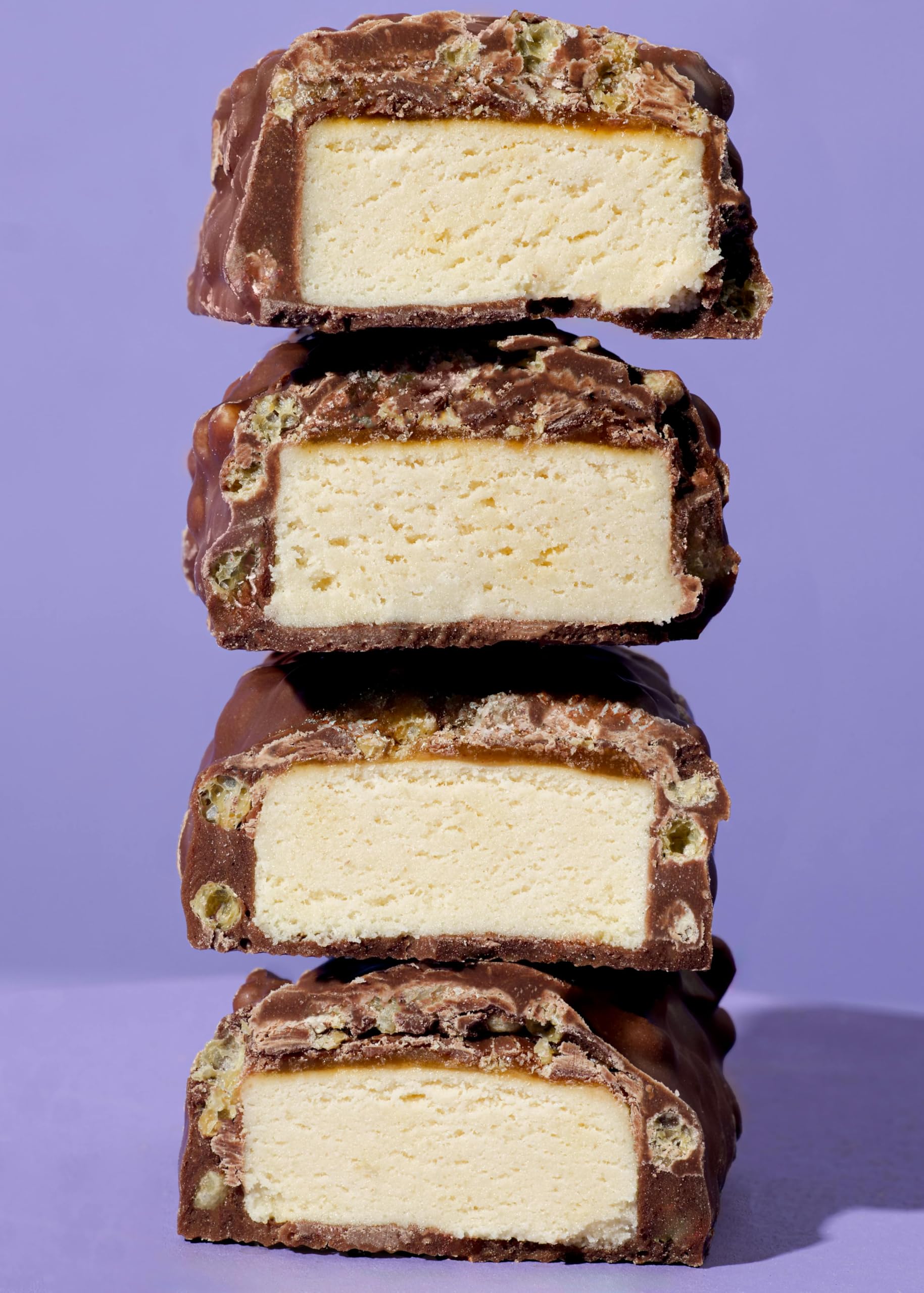 KoRo - Barretta proteica crunchy al cioccolato e caramello | 60 g - Alto contenuto proteico - Senza zuccheri aggiunti* - con cuore al caramello