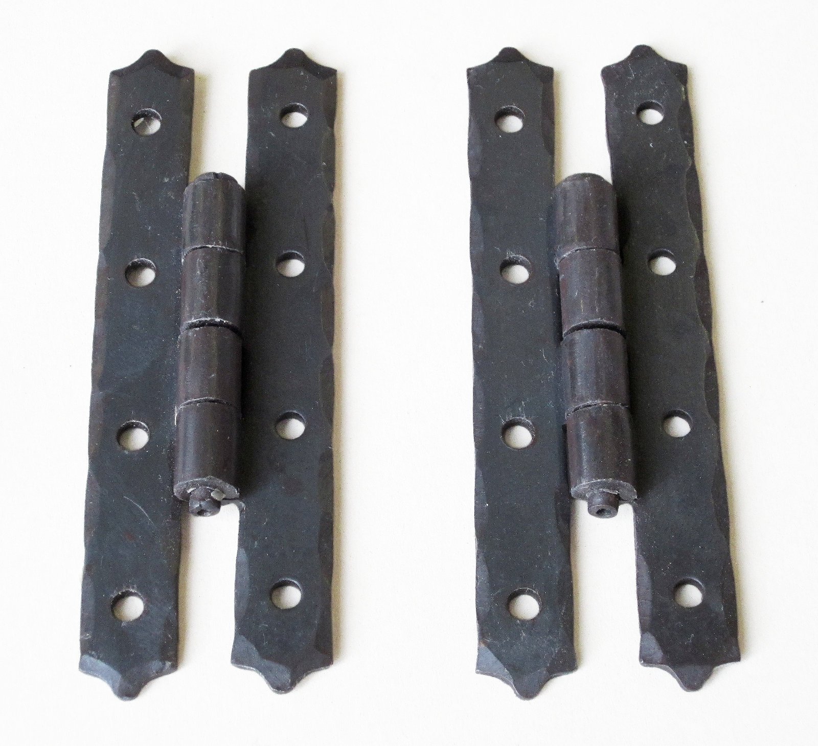 Pair of Black Wrought Iron Cabinet H Hinges for Cabinets or Cupboards (4"/10cm) | Strong Iron Hardware with Wax Finish and Hammered Edges | Perfect for Traditional or Rustic Homes