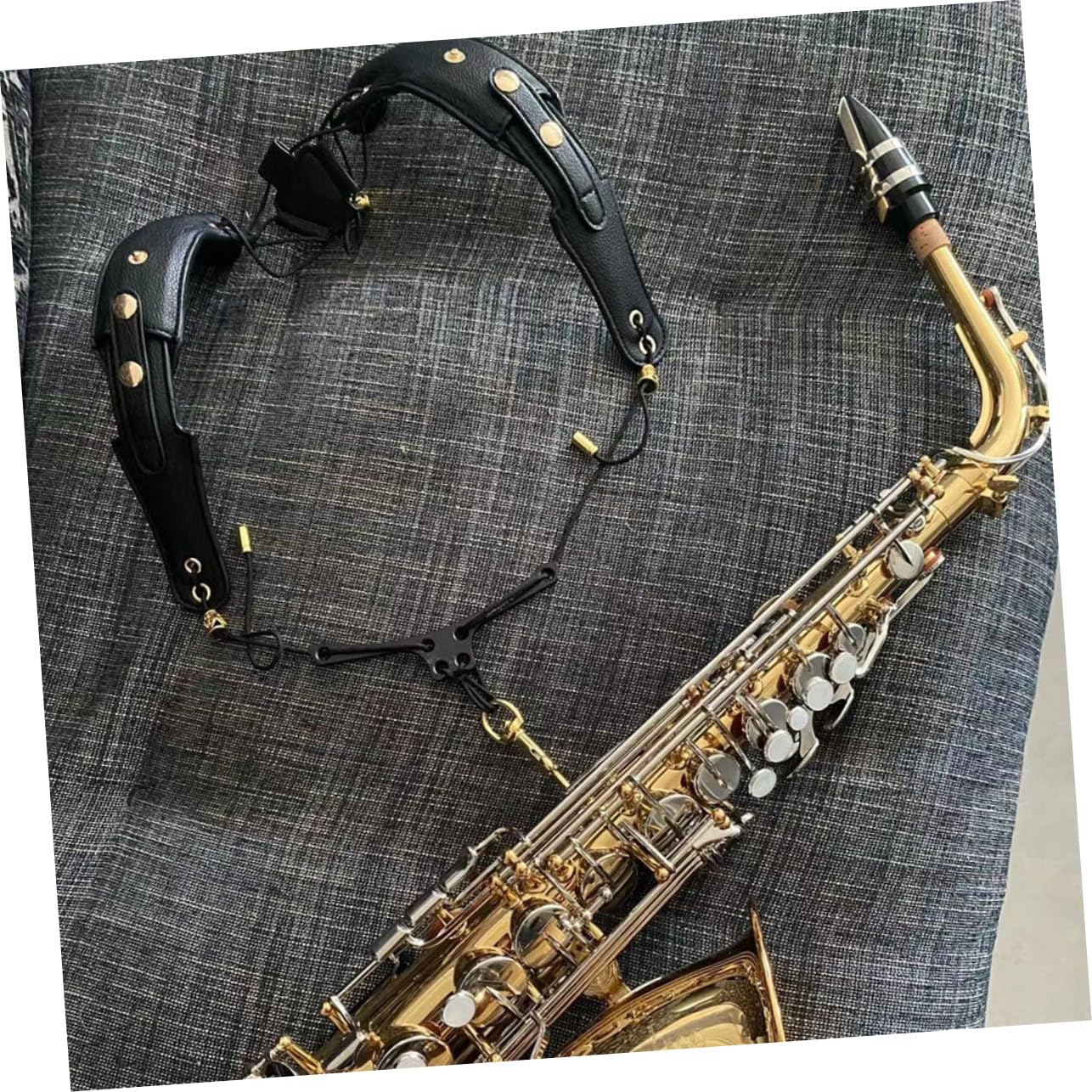 1pezzi Tracolla per Sassofono in Pelle Imbracatura Portatile per Sassofono Accessori per Fissaggio Comodo per Strumento
