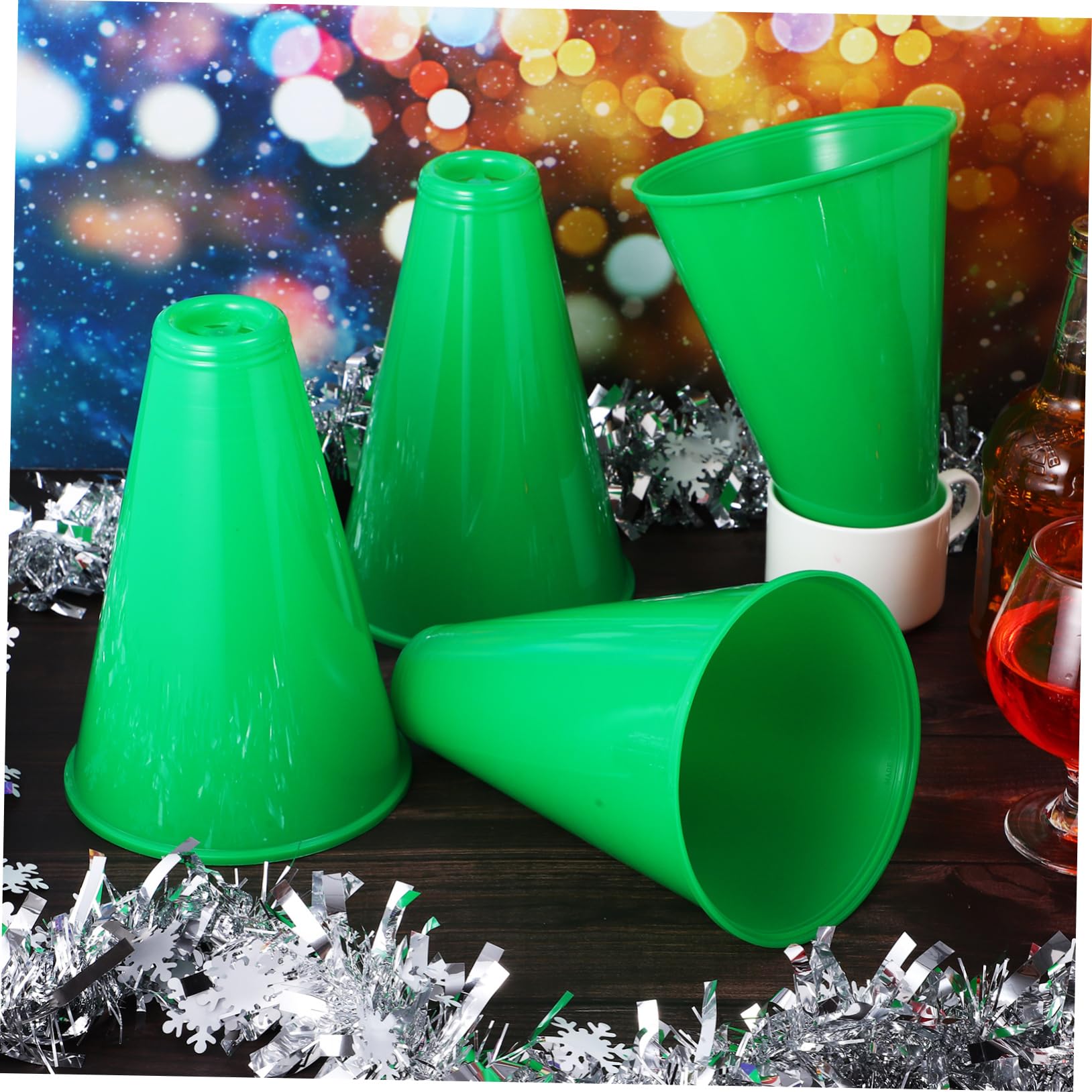 6 Megáfonos de Plástico Resistentes Sonido Claro, Ideales para Fiestas y Eventos