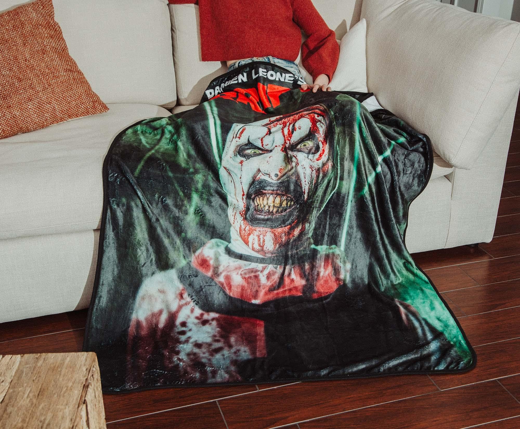Terrifier Art The Clown Throw 100x150cm (Model 25
