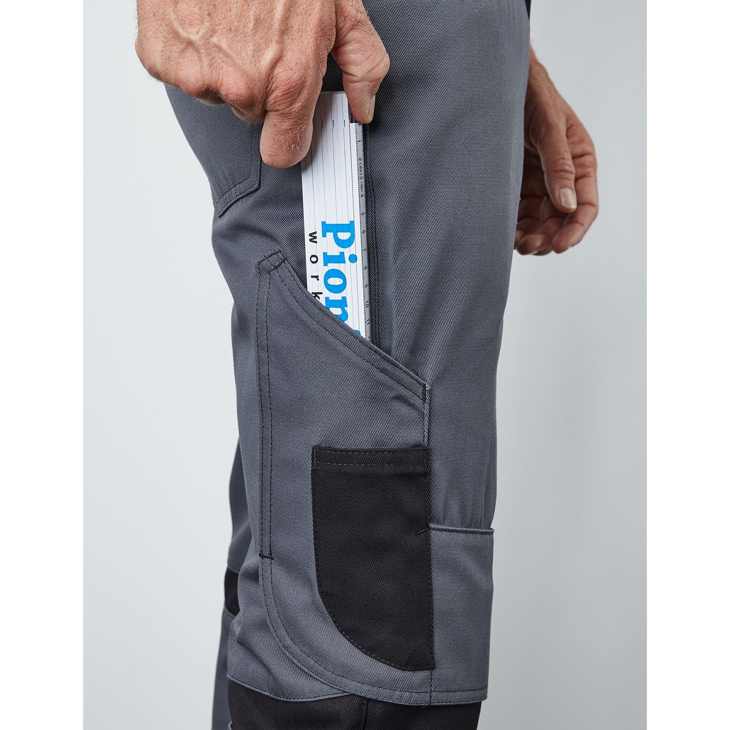 PIONIER 9472 – 94 "Resist 1" trabajo peto, gris/negro, tamaño 94