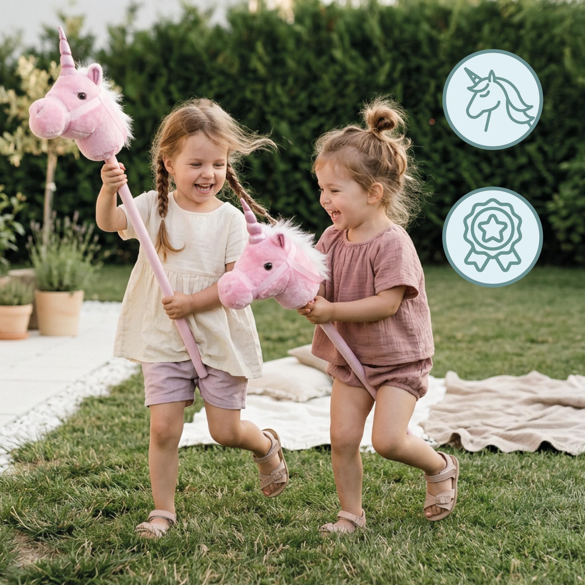 mamabrum Hobby Horse Einhorn Rosa Steckenpferd Kinder 80 cm | Magisches Einhorn mit Glitzerhorn, weichem Plüschkopf und festen Zügeln für fantasievolle Bewegungsspiele.