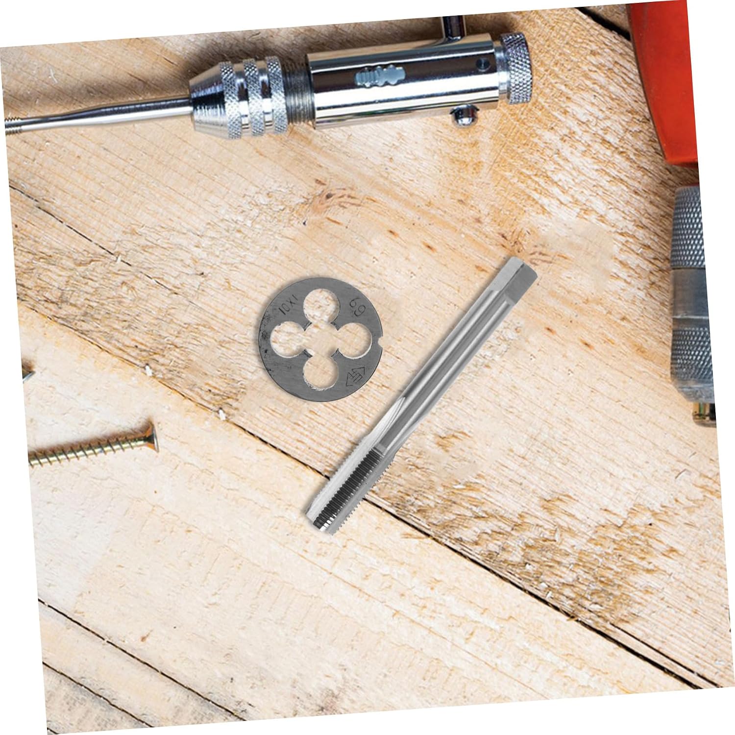 VILLCASE Hand Tap and Die Set Durable Threading Tool for Easy Maintenance Straight Flute Design for Smooth Operation Portable Metric Configuration for DIY and Professional