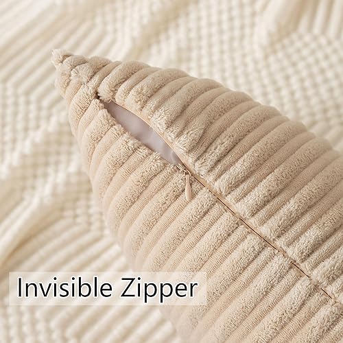 Miniatura 3 de UGS UGASA - Juego de 2 fundas de cojín suaves de terciopelo de 18 x 18 pulgadas, decorativas, de franela a rayas, cuadradas, para sofá, dormitorio,