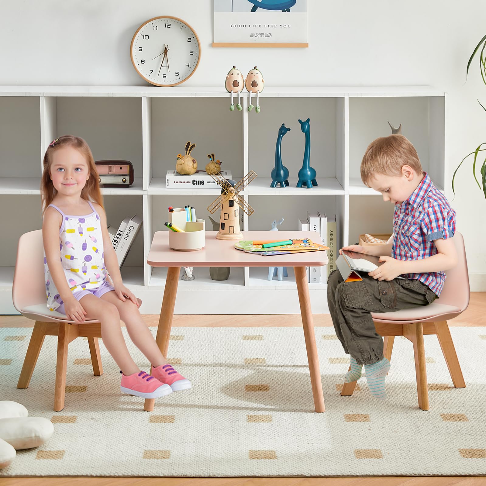 EGGREE Kindertisch mit 2 Stühlen, Kindersitzgruppe, aus FSC nachhaltigem massivem Buchenholz, SGS getestet, 1 bis 6 Jahre Kinder, Kindermöbel für Kinderzimmer, Kindergärten,rosa