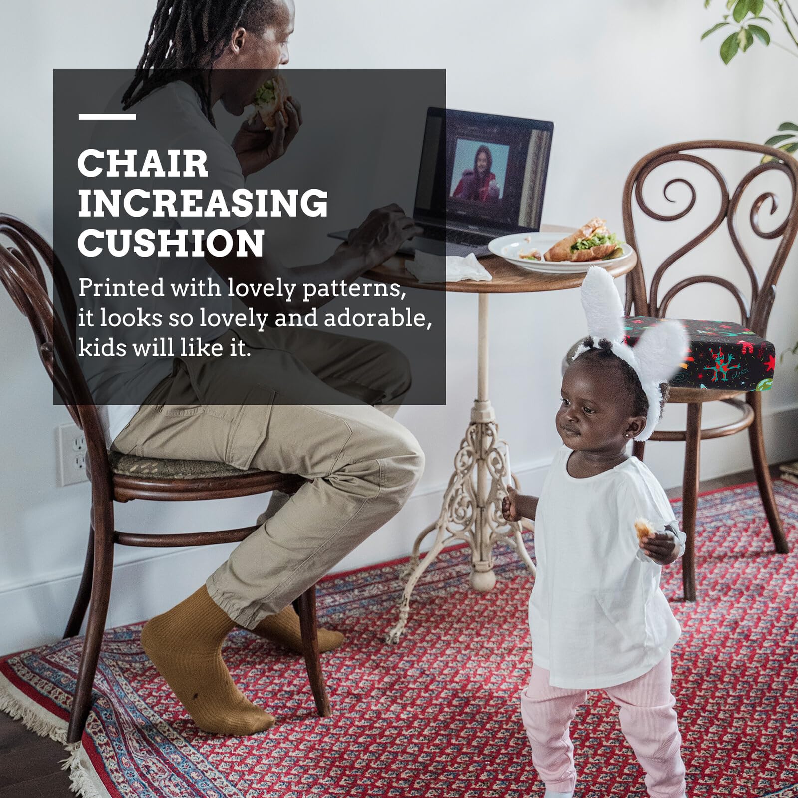 Rehausseur de Chaise pour Garçon et Filles 1 Pièce Noir en Polyester | Fermeture Zippée, Déhoussable pour Lavage, Usage Maison et Pique-niques