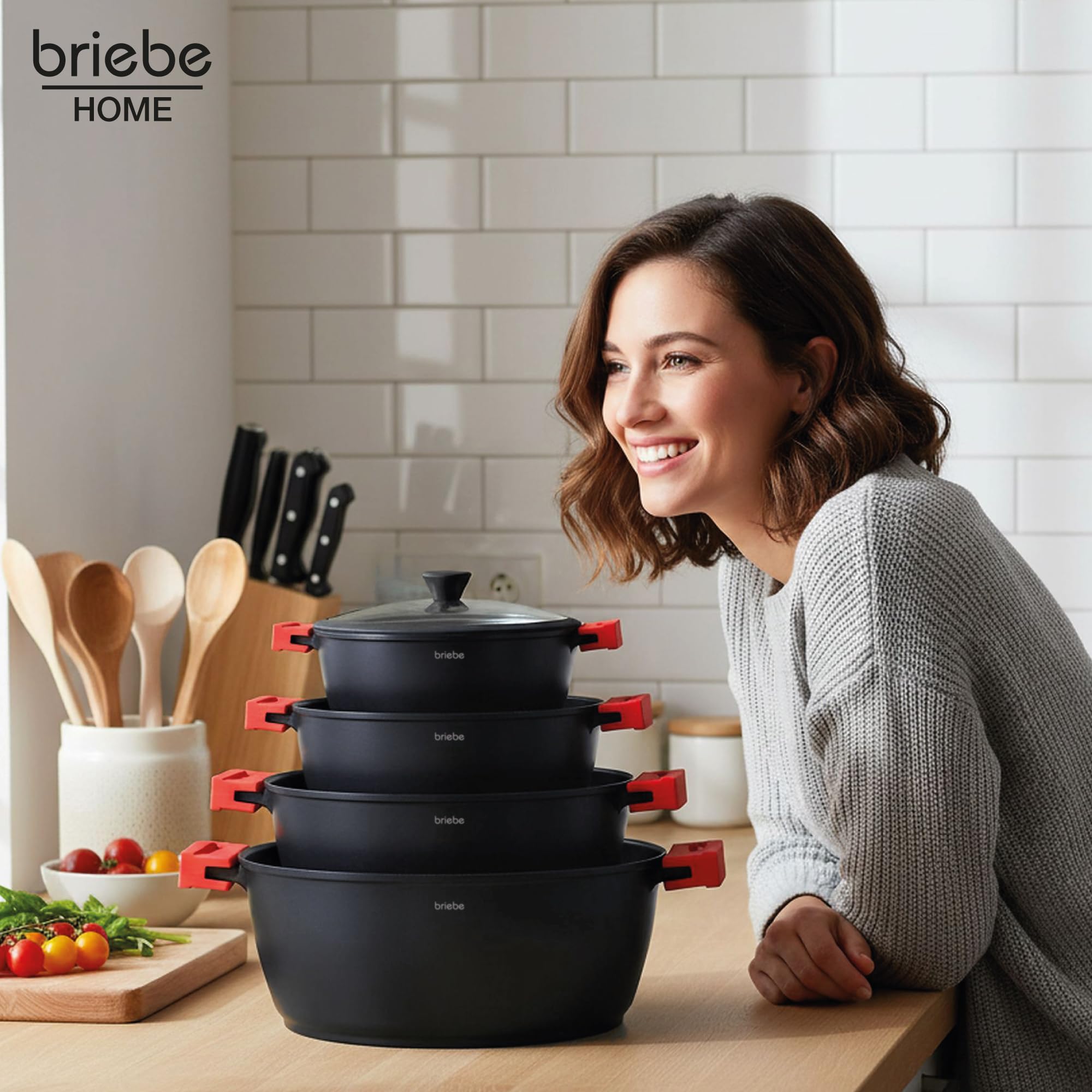 briebe Black Titanium Batería Cocina Inducción 8 Piezas Antiadherente Titanio, Juego 4 Ollas Aluminio Fundido sin PFOA, Set Cazuelas Tapas Cristal, Asas Silicona Extraíbles, Vitrocerámica, Gas, Horno
