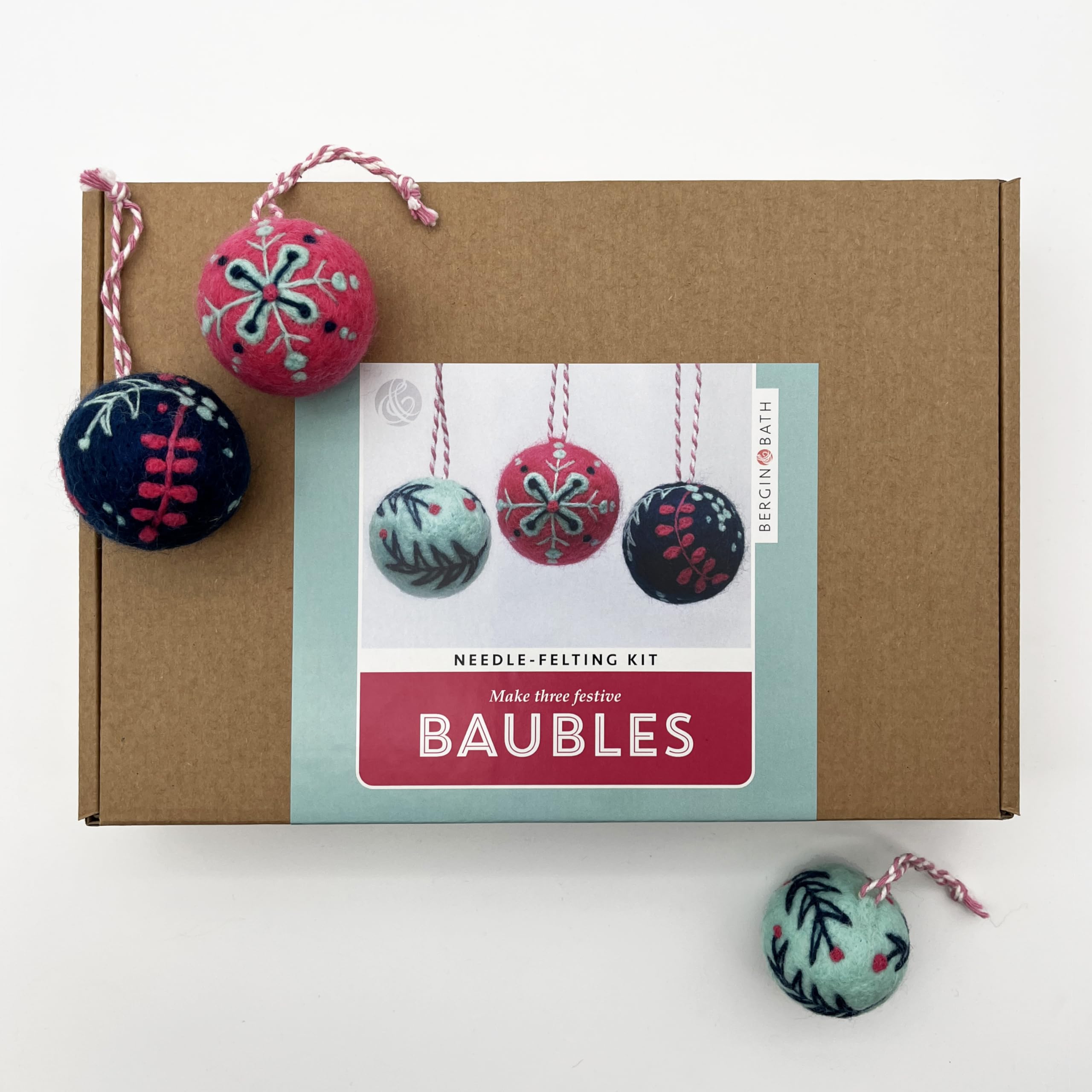 Bergin & Bath Needle Felting Kit - Christmas Baubles - Make Your own Felted Christmas Decorations. Craft kit Gift for her. Planet Friendly Wool