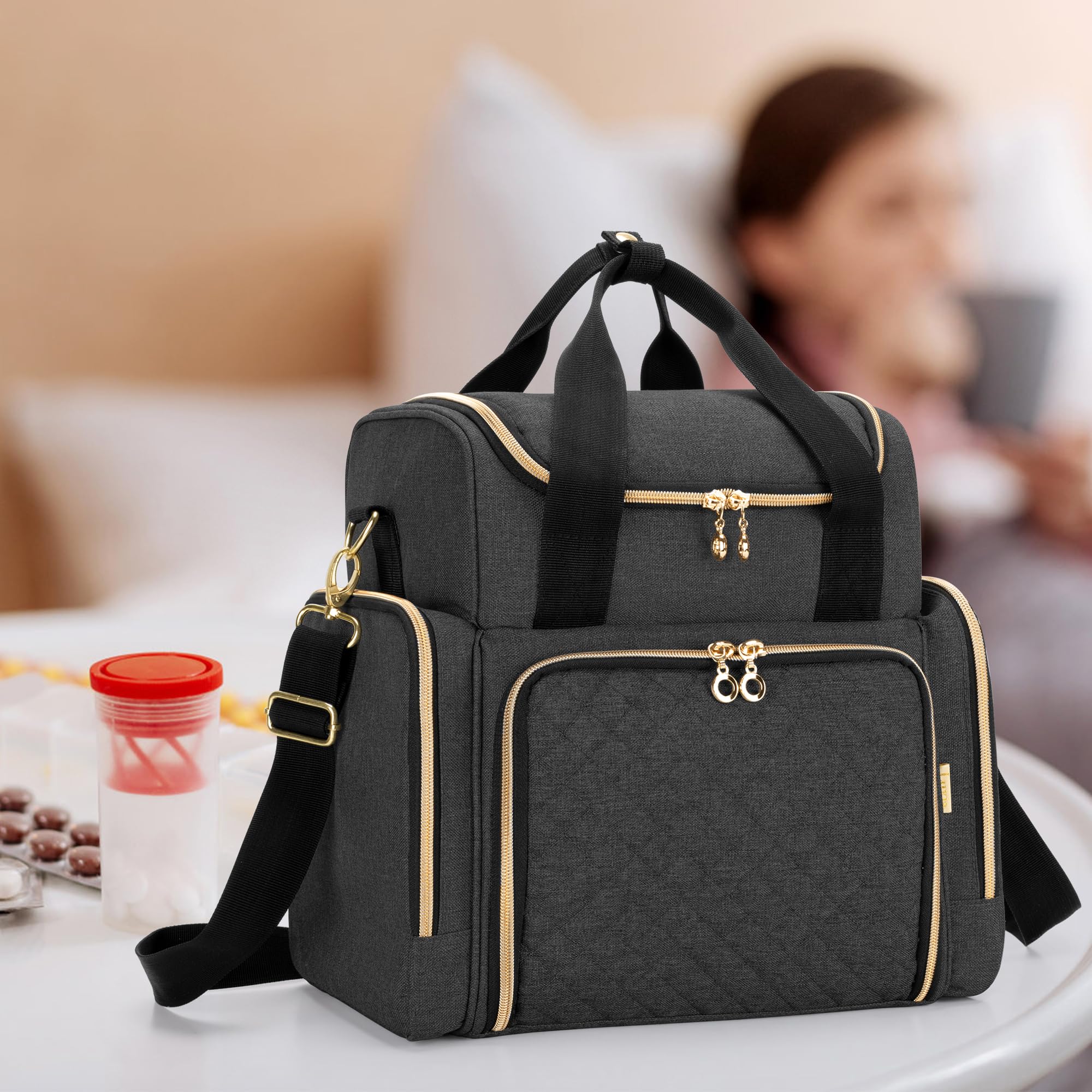 Luxja Grand Sac de Médecine avec 2 Étuis Amovibles, Sac de Rangement de Médicaments avec Plusieurs Sections de Rangement (Adaptées aux Voyages ou à la Maison), Noir