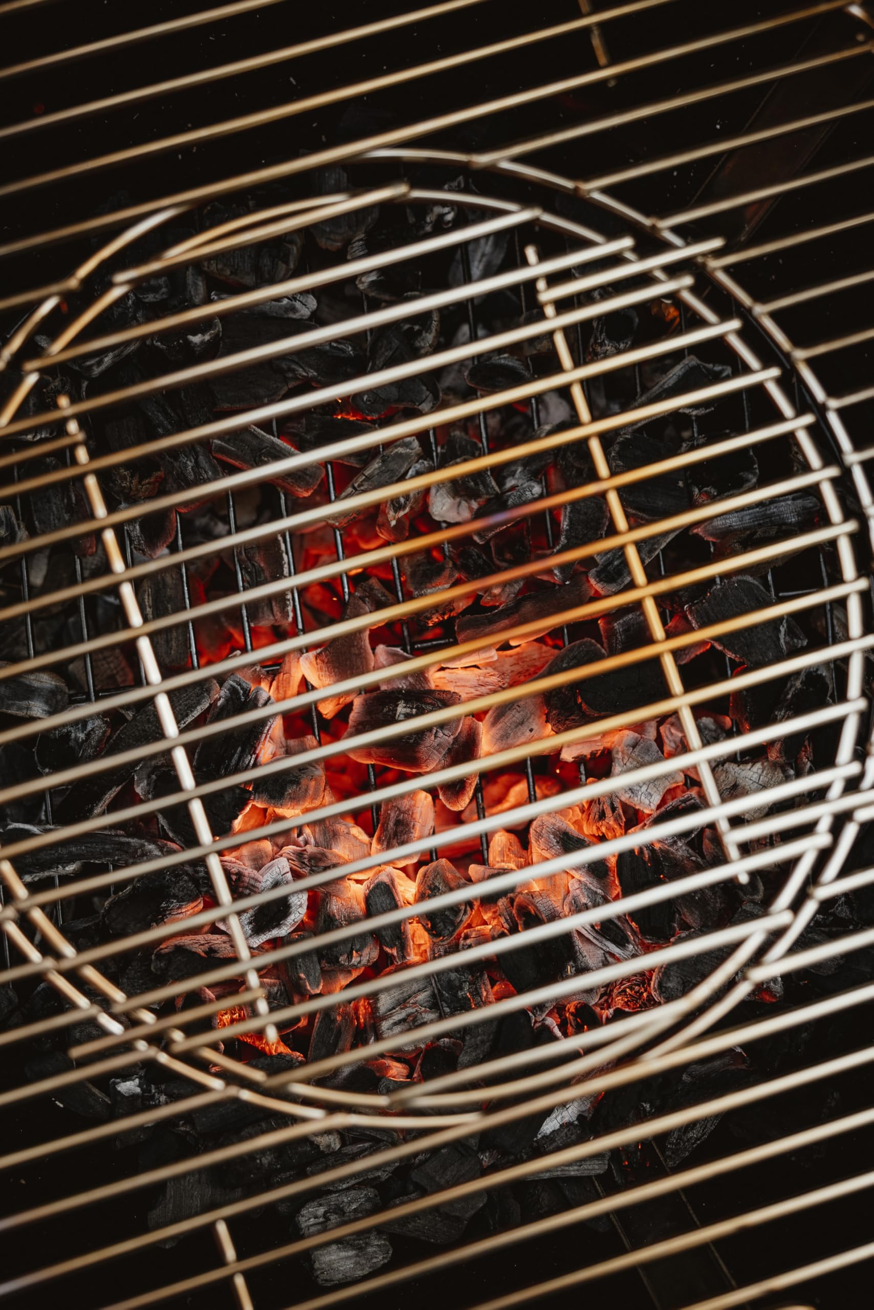 Enders® Caldera pro 57 Kugelgrill, Holzkohlegrill, Ø54 cm, mit Deckelthermometer, Grillwagen mit Rädern, Deckelhalterung, Aschebehälter und großem Grillrost, BBQ Grill, #80912
