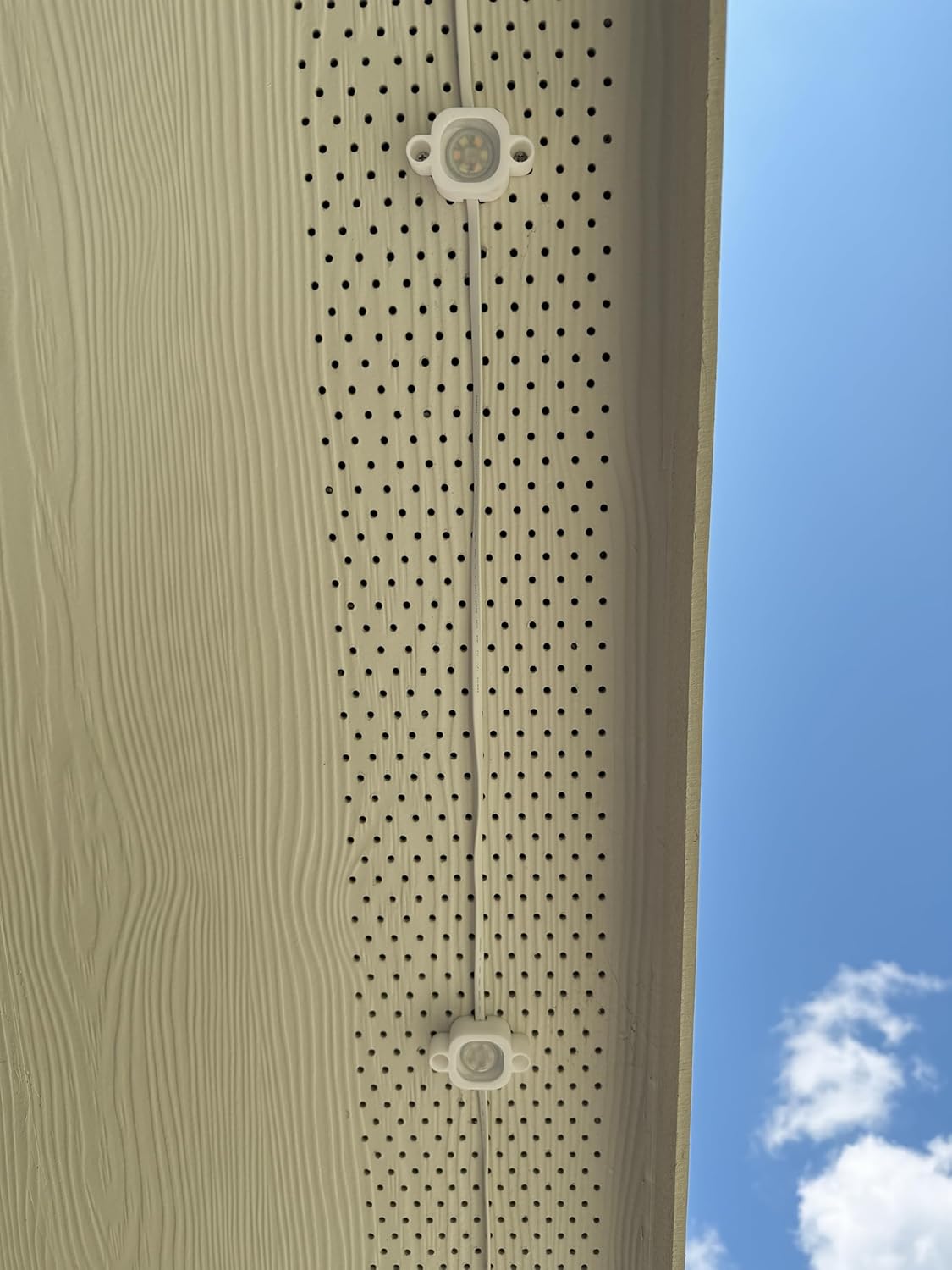 FLUSH MOUNT Mounting Bracket Compatible with Govee PRO Model H706A/B/C Outdoor Light Mount | Outdoor Home Lighting Brackets | Light Mount Bracket for PRO | Underglow (180pk, Tan)