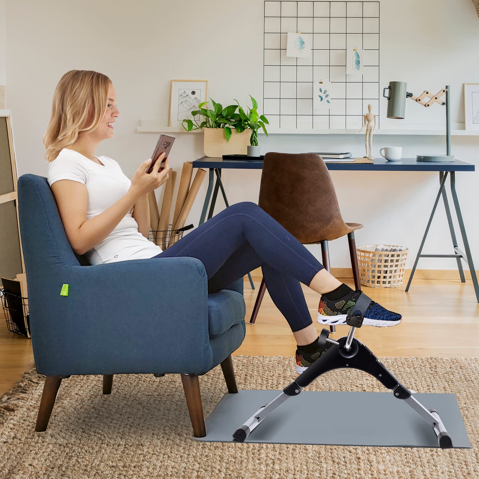 KOMFOTTEU Pedaliera Pieghevole con Display Digitale, Cyclette per Gambe e Braccia in Ferro, Macchina per Esercizi a Pedale, Cyclette Mini Bike Fitness con Resistenza Regolabile per Riabilitazione