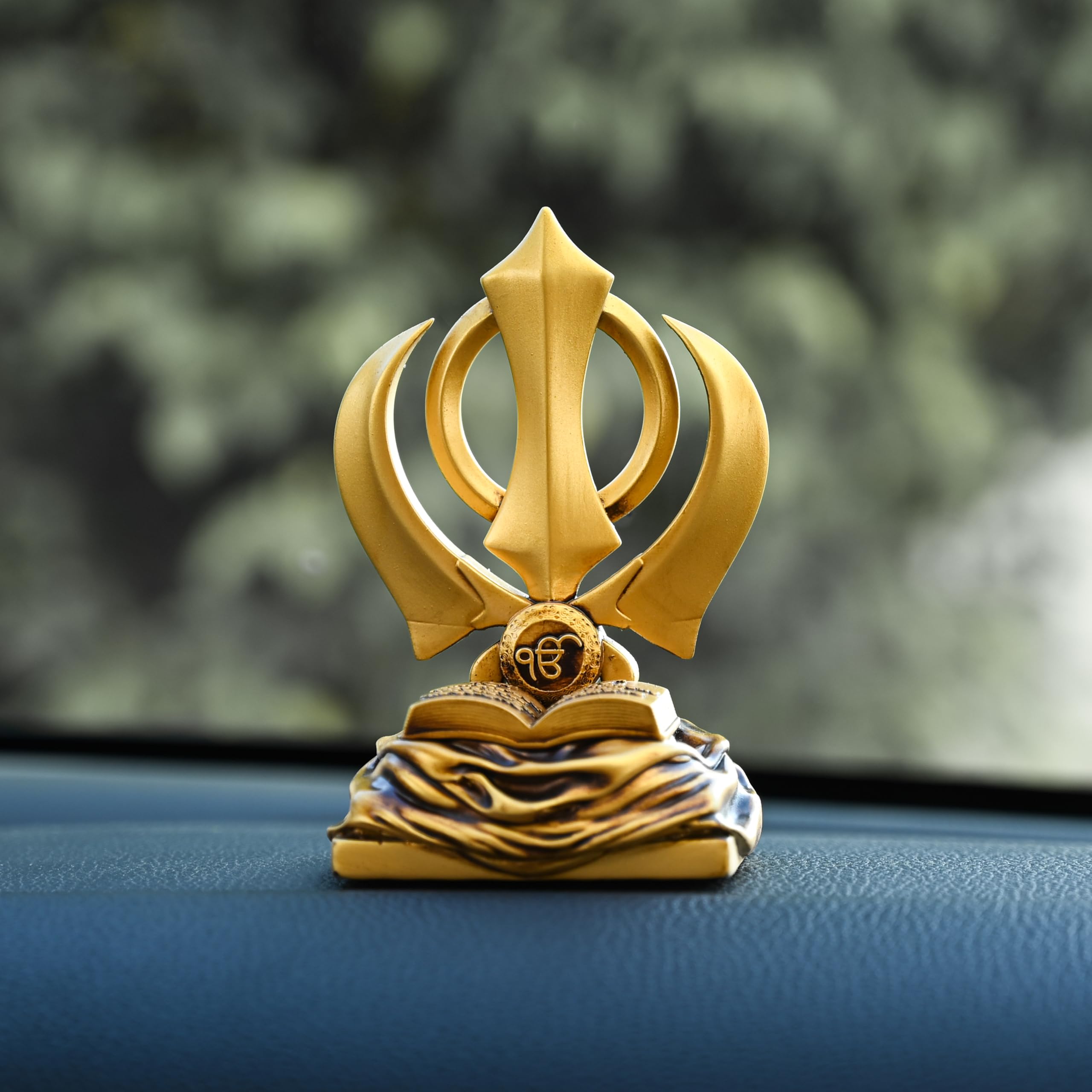 Artarium Khanda Sahib Idol Sikh Symbole religieux Khanda Sahib Statue pour tableau de bord de voiture Idol pour Pooja Bureau Table Showpiece Cadeaux (Khanda Sahib Car Dashboard)