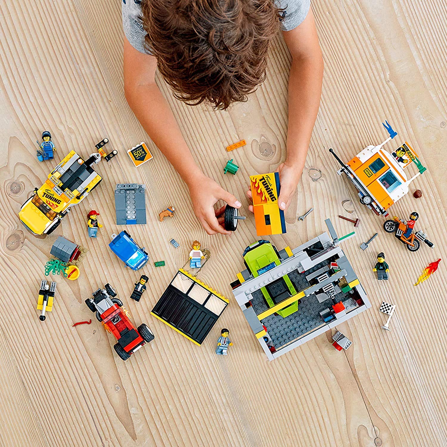 Amazon.co.jp: レゴ(LEGO) シティ 自動車修理工場 60258 [並行輸入品