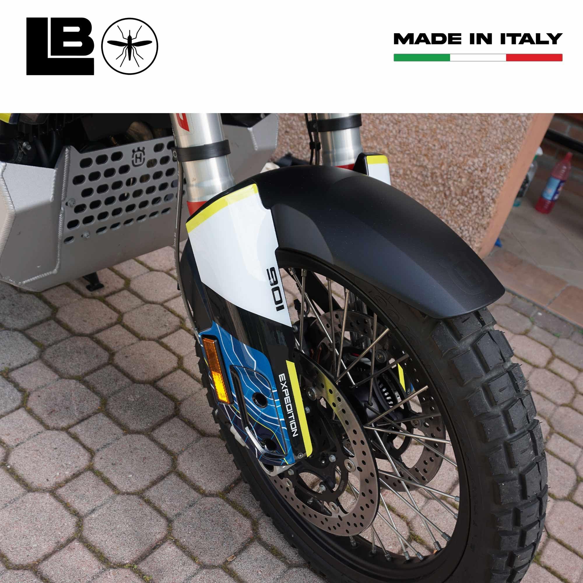 labelbike Adesivi 3D Moto Parafango Compatibile con Husqvarna | Norden 901 Expedition 2023, Protezione in Resina, Antigraffio, Decorazione, Giallo Bianco Blu