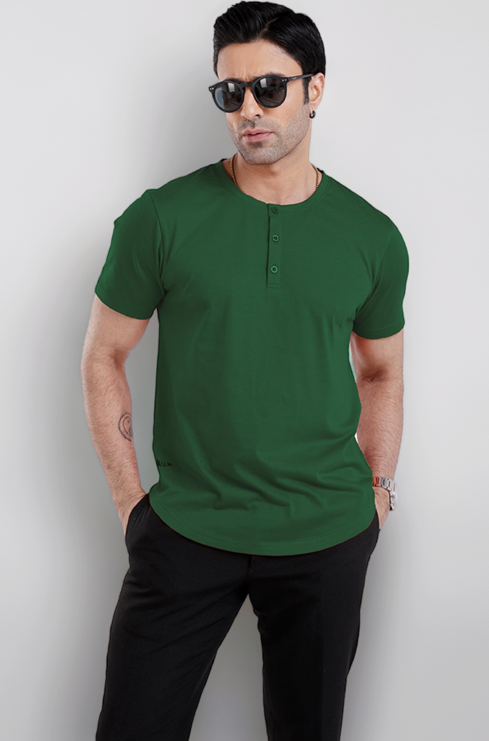 CS】cut off henley neck tee Buy wewear Men's Drop Cut Henley Neck T-Shirt (HN2024-GREEN) at