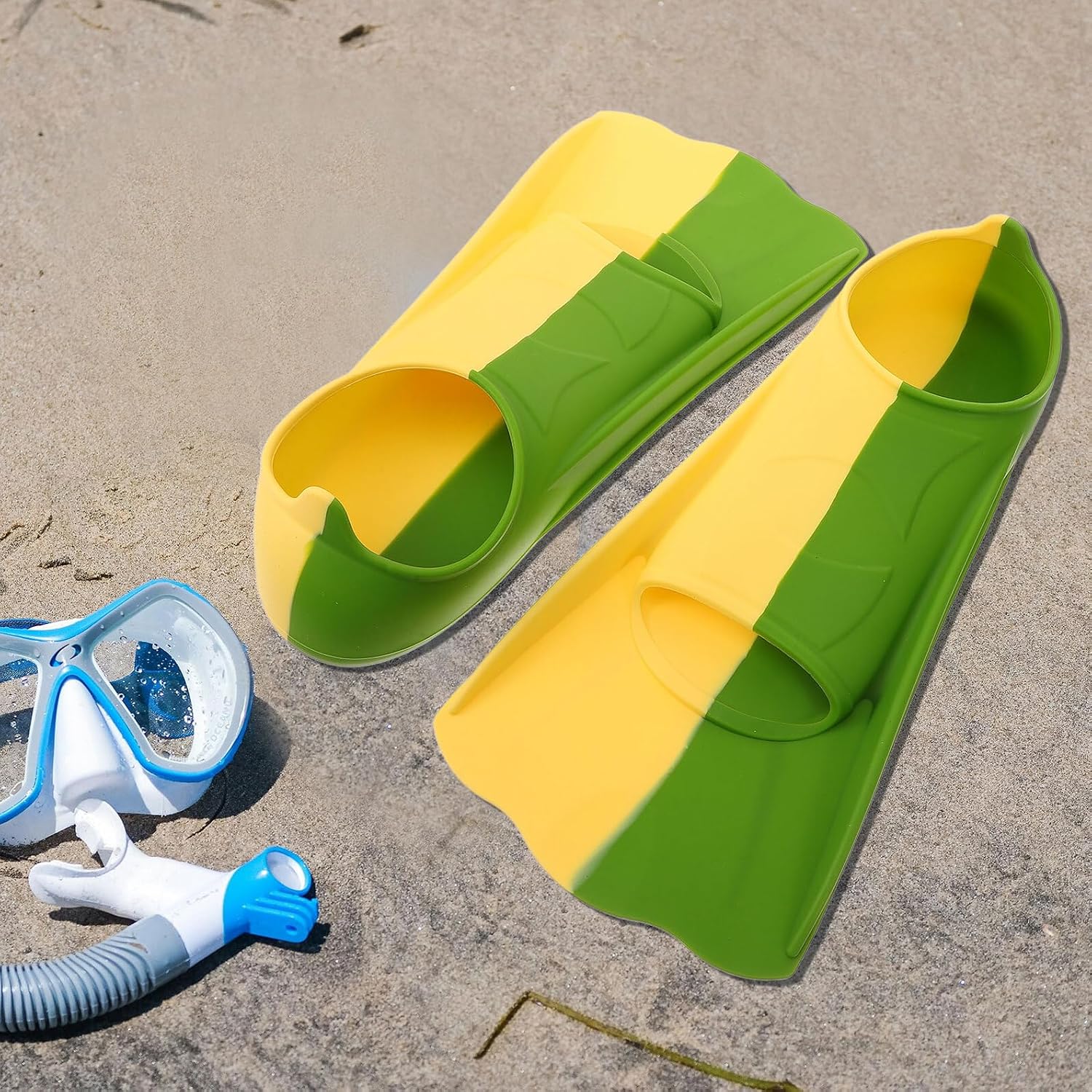 Swimming Training Fins Short Silicone Snorkeling Flippers for Adults Size 36-38, Lightweight Pool Swim Equipment for Diving and Swim Practice