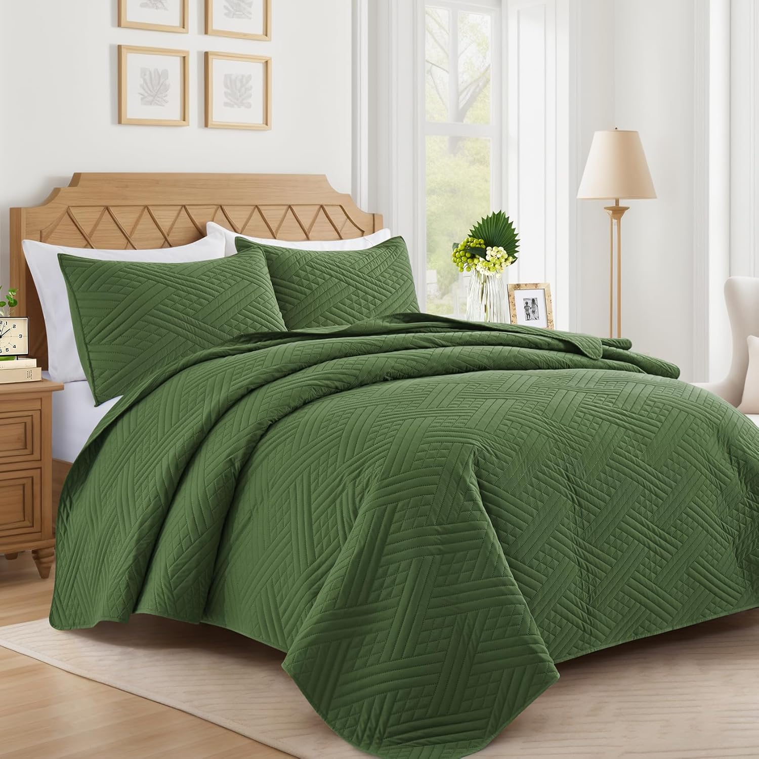 Lavsiry Olive Green Quilt Oversized California King Size with Striped Pattern, Lightweight Soft Summer Thin Bedspread & Coverlet Bedding Set for All Seasons - 3 Piece(1 Quilt, 2 Pillow Shams) Olive Green California King(118"X106")