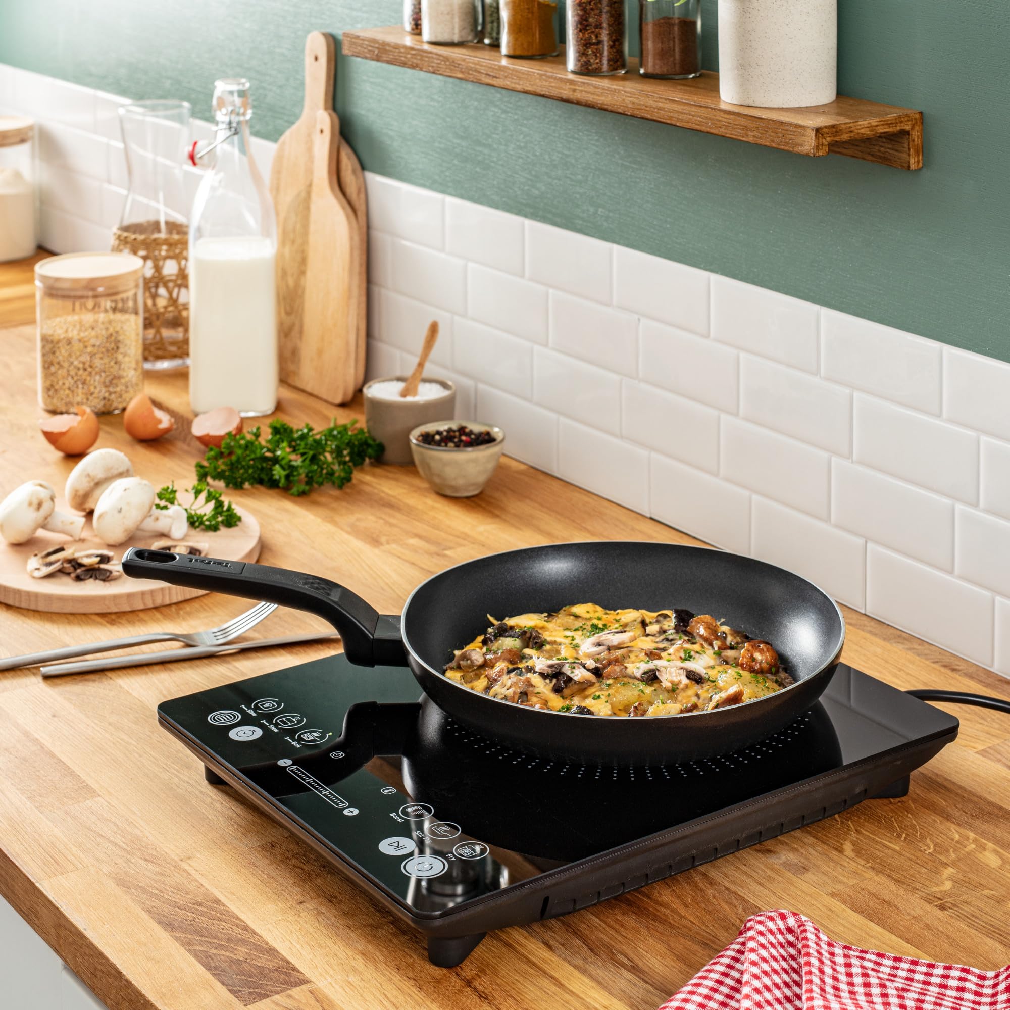Tefal Plaque induction, Everyday Slim, 45 mm d'épaisseur, 2100 W, Portable, Compact, 6 programmes, 1 mode manuel, Tactile, Nettoyage facile, IH2108E1