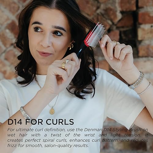 Miniatura 3 de Denman Mini Curl Definer & Styler 5 Row Hairbrush for Detangling, Separating, and Defining Curls, Curly Hairbrush, Sleek Blowdrying - D14