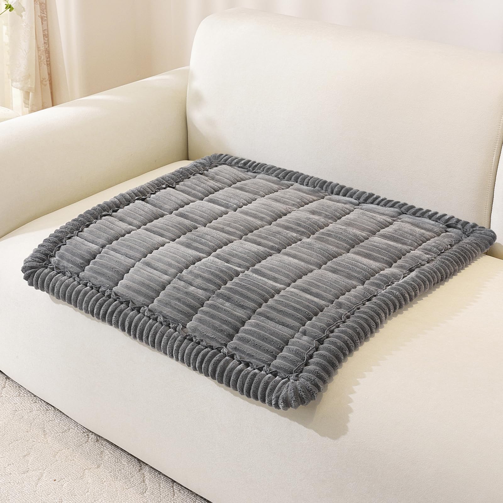 OstepDecor Non-Slip Couch Cover