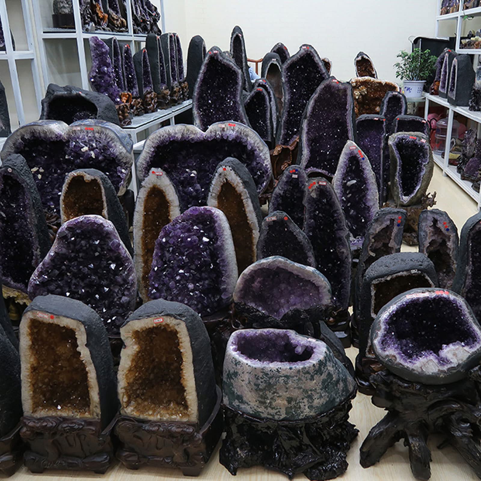 Geoda de Cuarzo Amatista - Racimo de Cristal de Amatista cruda Natural/Geoda Druzy - Roca Natural for brujería Feng Shui, 6.4 lbs decoración de la habitación