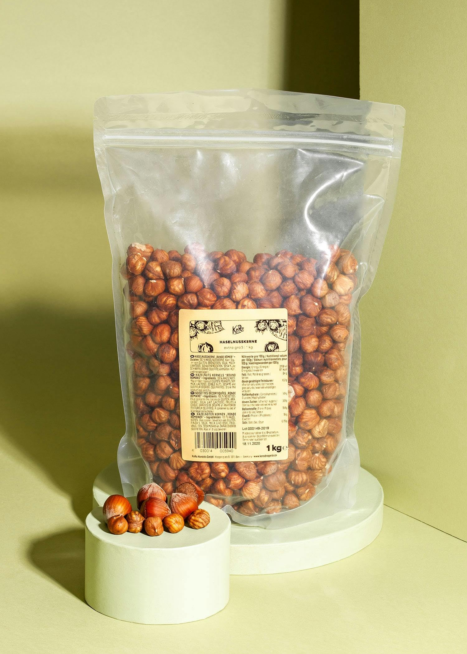 KoRo - Haselnusskerne 1 kg - Extra große Nüsse ohne Schale und ohne Zusätze mit aromatischem Eigengeschmack perfekt im Müsli oder zum Backen