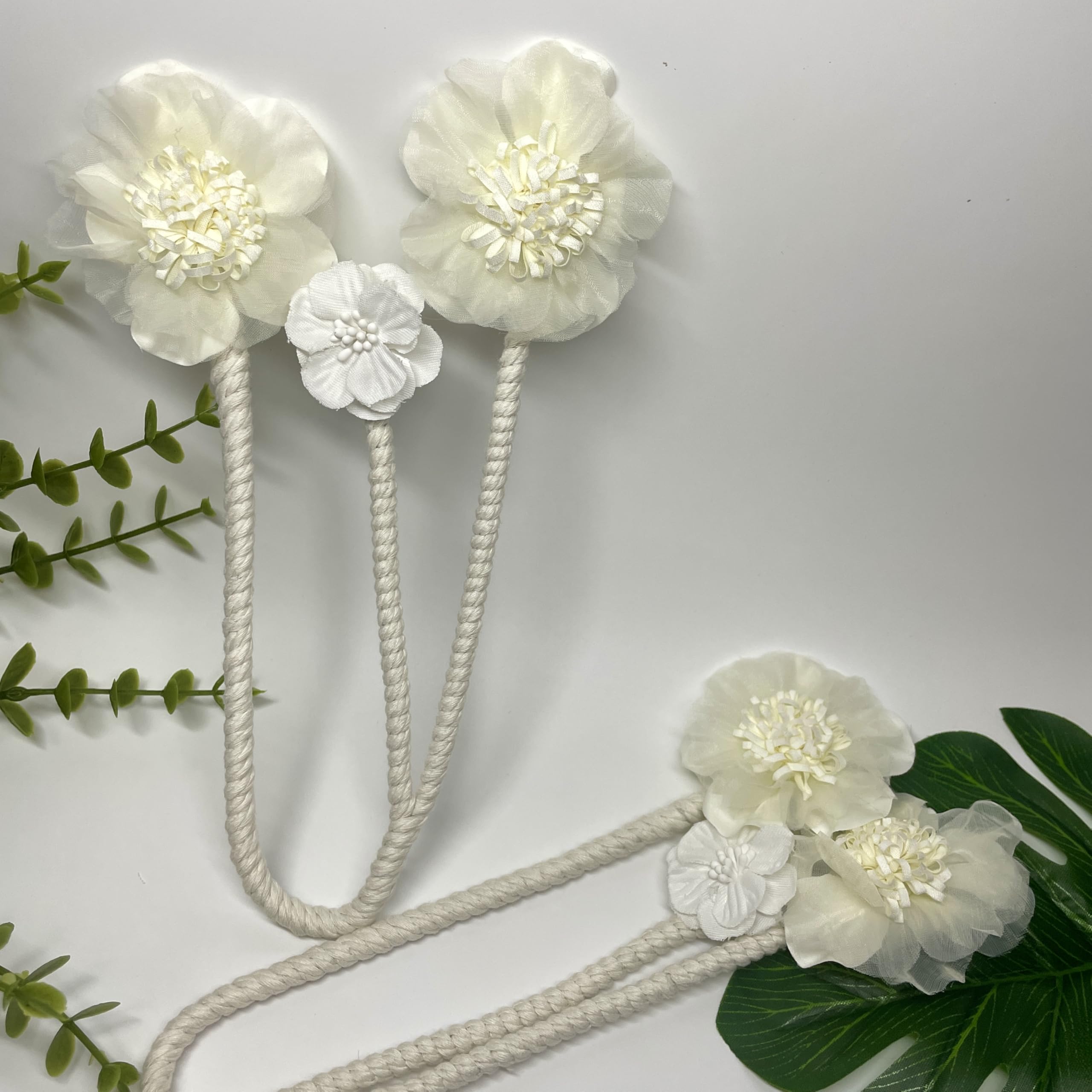 Paquete de 2 alzapaños de cortina de flores blancas hechos a mano con flores artificiales elegantes y flexibles para decoración de sala de estar y dormitorio