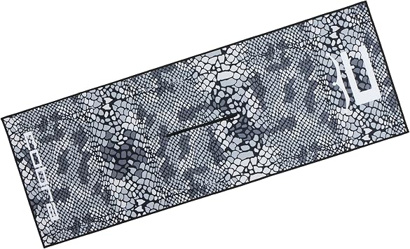 COBRA Microfiber Snakeskin Golf Towel, Wintersnake Camo