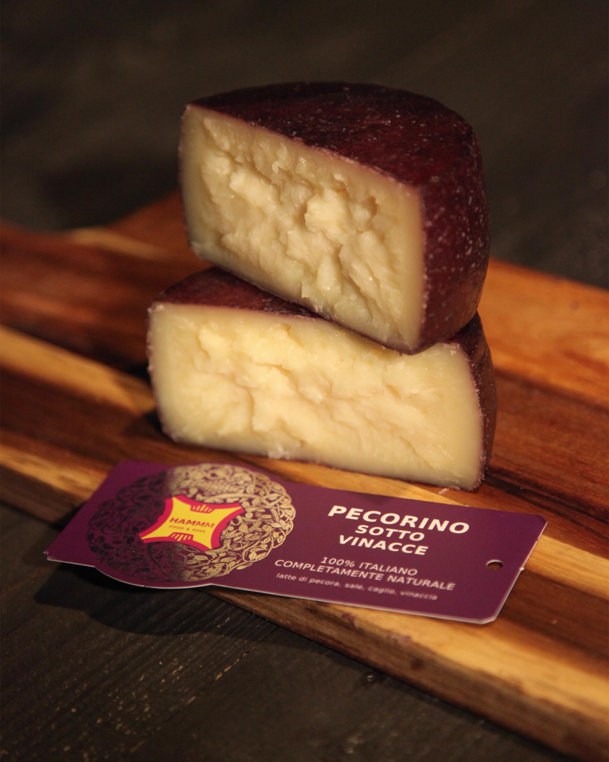 Pecorino Affinato al Vino Rosso, Formaggio Artigianale Italiano dal Gusto Ricco e Avvolgente, Ideale per Taglieri Gourmet, 400 g
