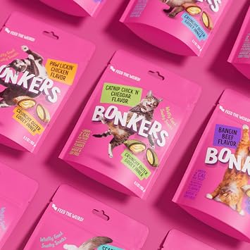 Bonkers Bites Paw Lickin Grain-Free Chicken Crunchy Cat Treats, 30 oz tub