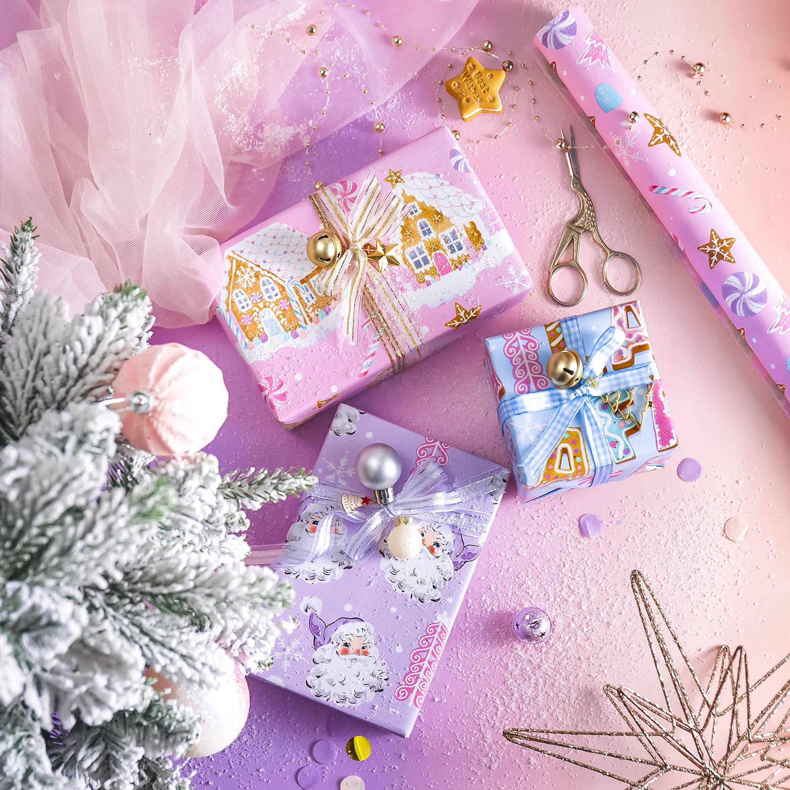 WRAPAHOLIC Weihnachts-Geschenkpapier-Set – Pastellrosa, Lila, Lebkuchenhaus und Weihnachtsmann, Geschenkpapier mit geprägtem Bündel mit Geschenkschleife & Band & Etikett & Aufkleber