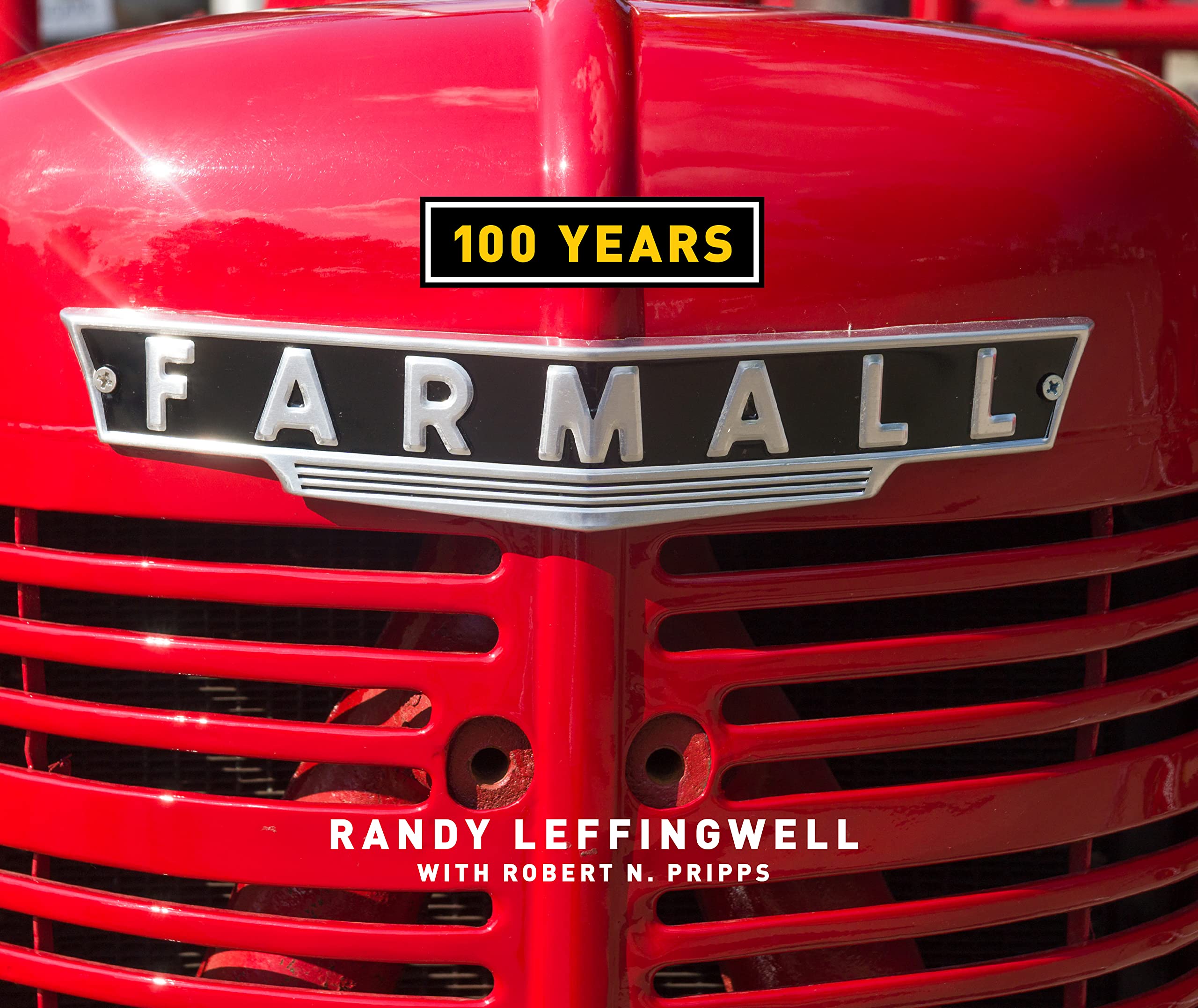 Farmall 100 Years Hardcover – 4 October 2022