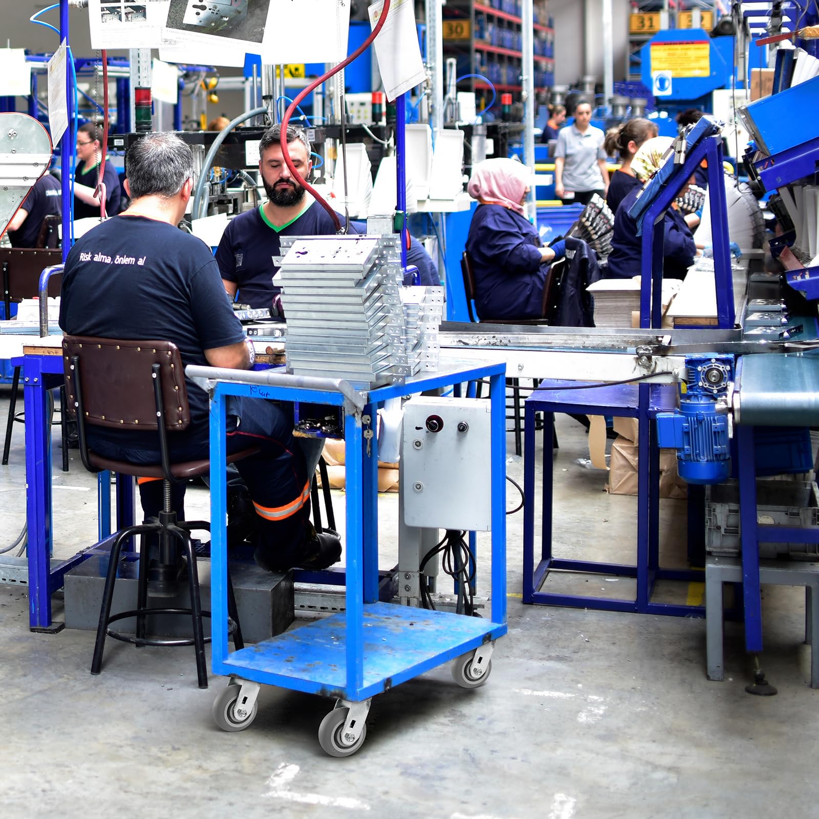 Ruedas industriales de 5 x 2 pulgadas, rueda de goma termoplástica (banda de rodadura coronada), rodamiento de rodillos de 1/2 pulgada de diámetro, juego de 4 con capacidad de hasta 1600
