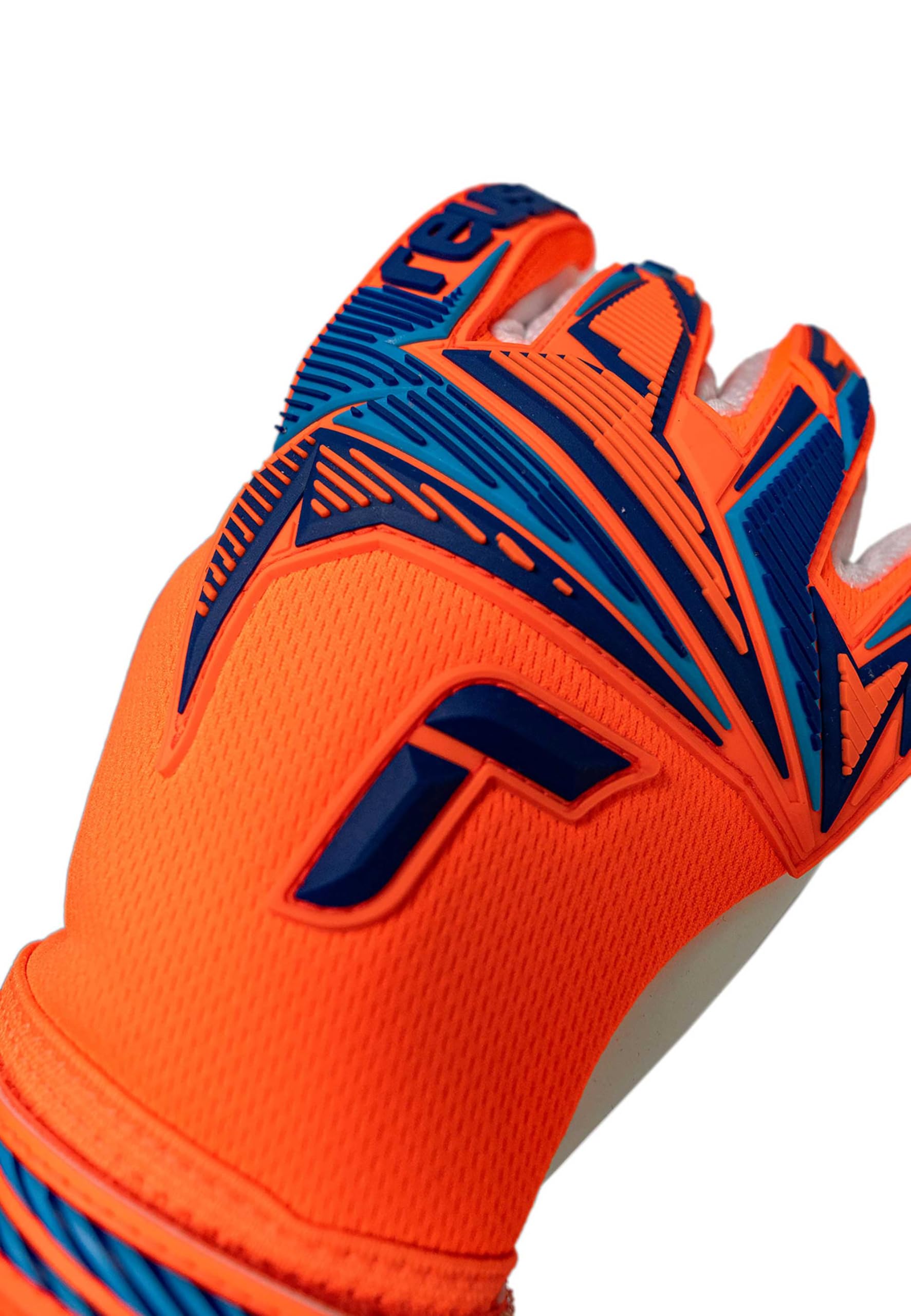 Reusch Guantes de Portero para Hombre y Adulto | Agarre Fuerte, Durabilidad y Ajuste óptimo | Transpirables | para Entrenamiento y Juego | para césped Natural y césped Artificial | tamaño 7,5 – 11 |